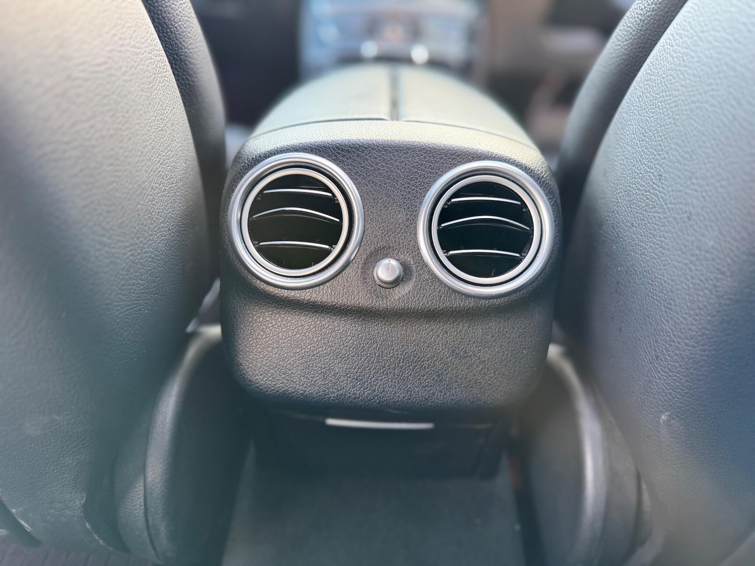 Used Mercedes-Benz E Class 2017 for sale - 76549359: Photo 34