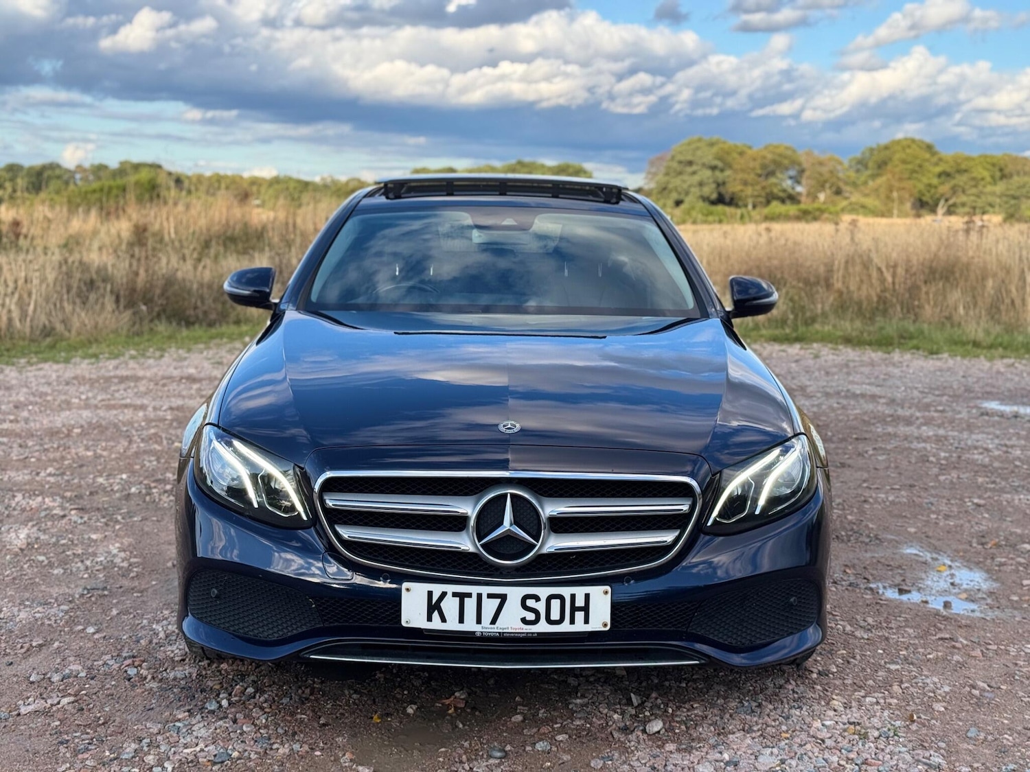 Used Mercedes-Benz E Class 2017 for sale - 76549359: Photo 4