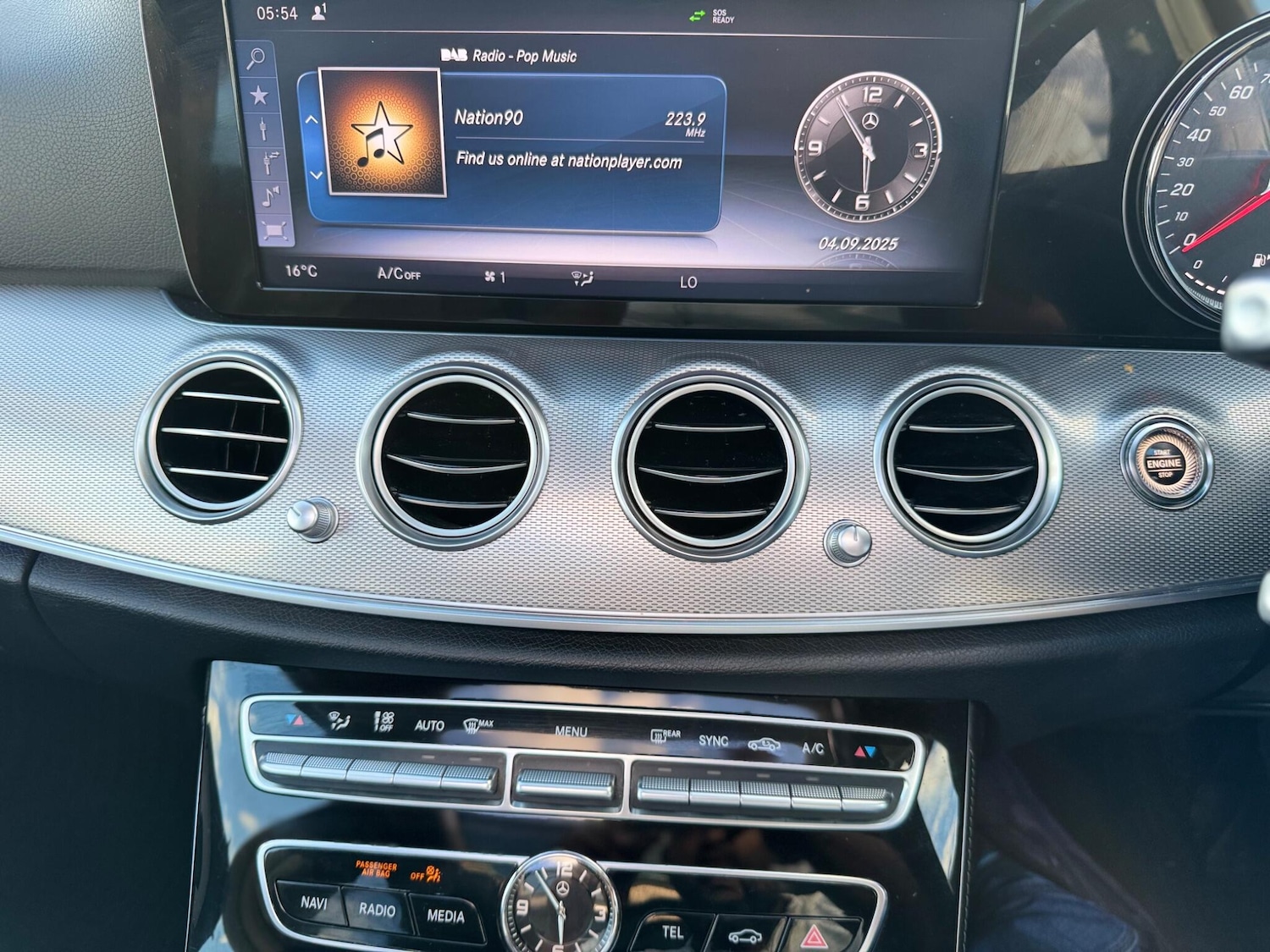 Used Mercedes-Benz E Class 2017 for sale - 76549359: Photo 45