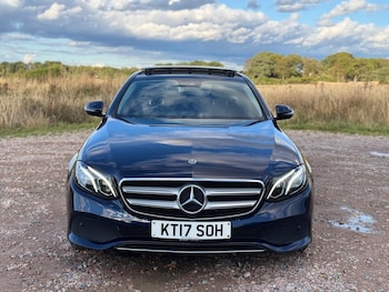 Used Mercedes-Benz E Class 2017 for sale - 76549359: Photo
