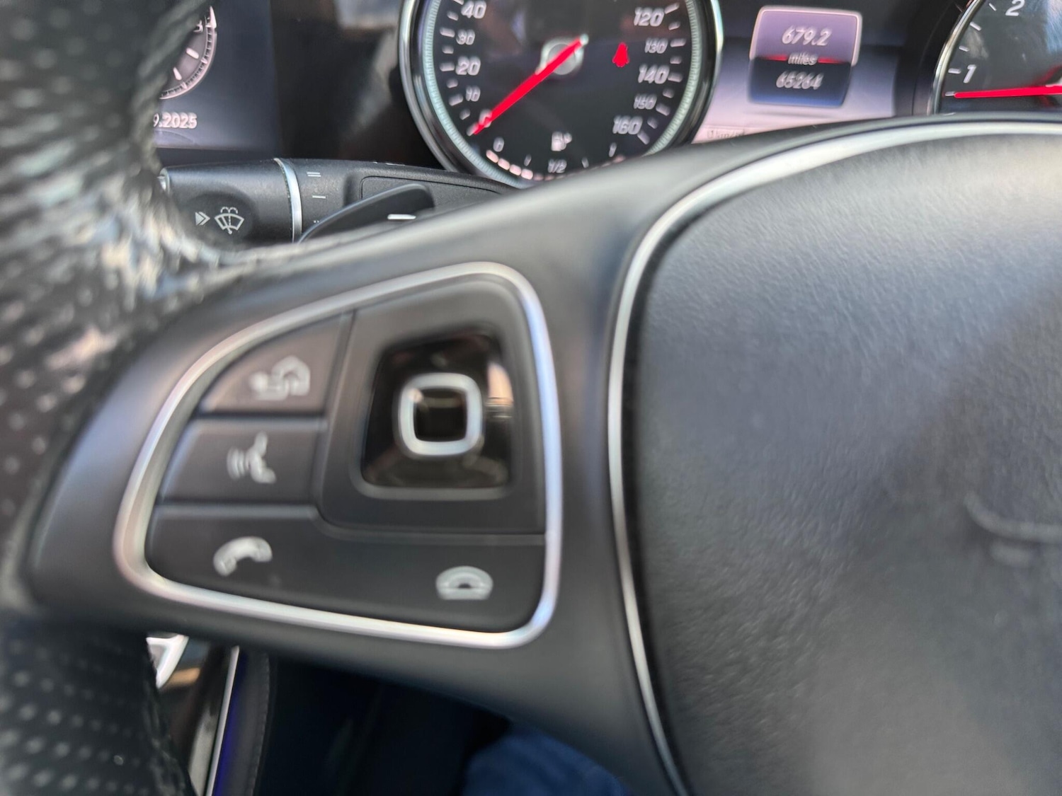 Used Mercedes-Benz E Class 2017 for sale - 76549359: Photo 50