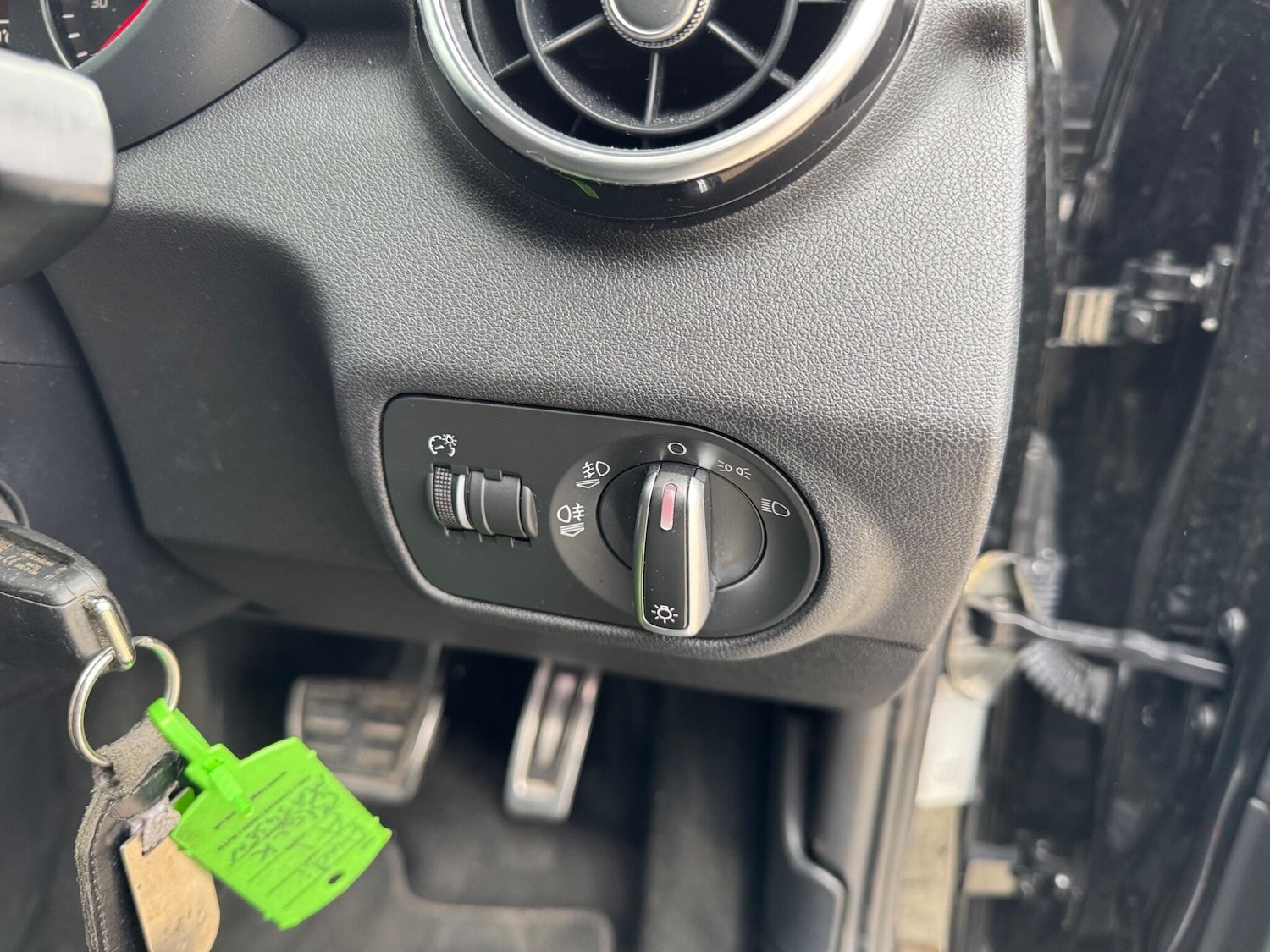 Used Audi A1 2015 for sale - 76550657: Photo 23