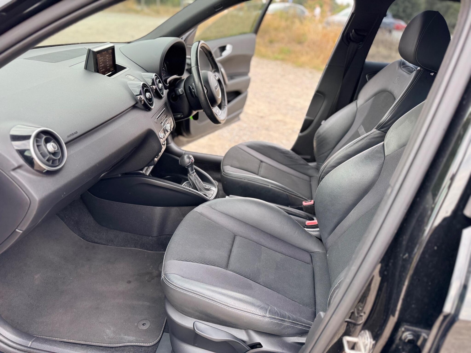 Used Audi A1 2015 for sale - 76550657: Photo 33