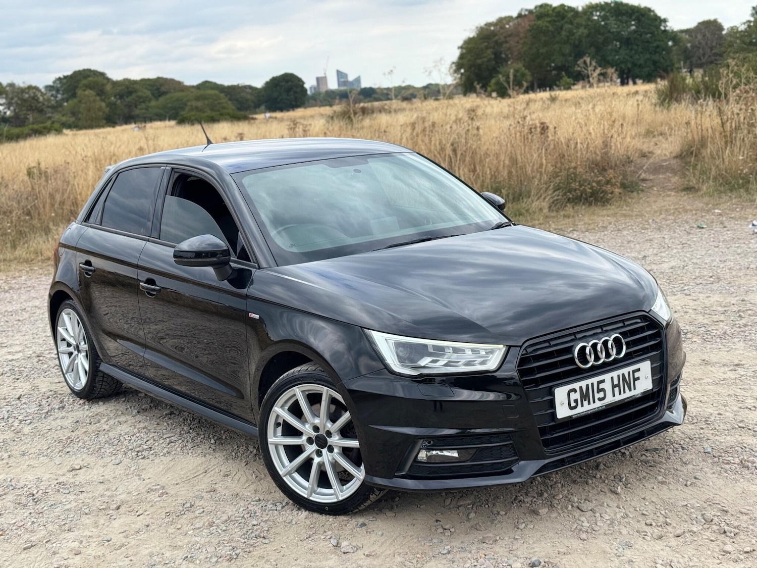 Used Audi A1 2015 for sale - 76550657: Photo 4