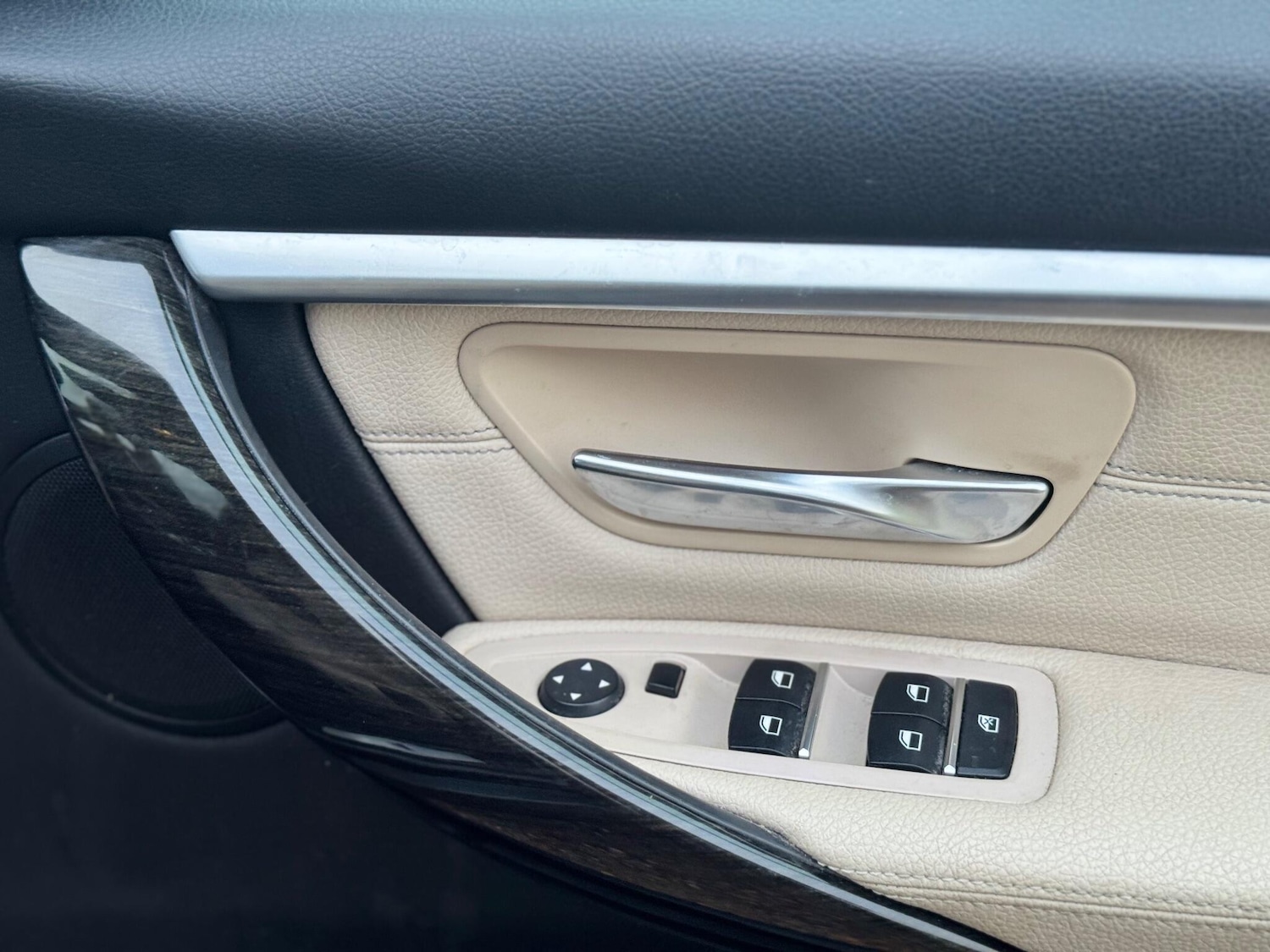 Used BMW 3 Series 2017 for sale - 76549746: Photo 21