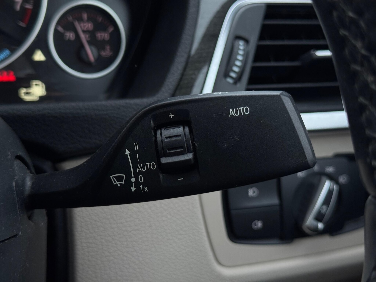 Used BMW 3 Series 2017 for sale - 76549746: Photo 25