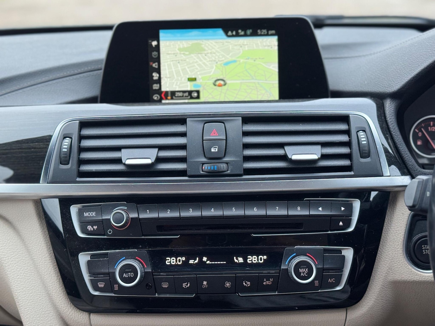 Used BMW 3 Series 2017 for sale - 76549746: Photo 31