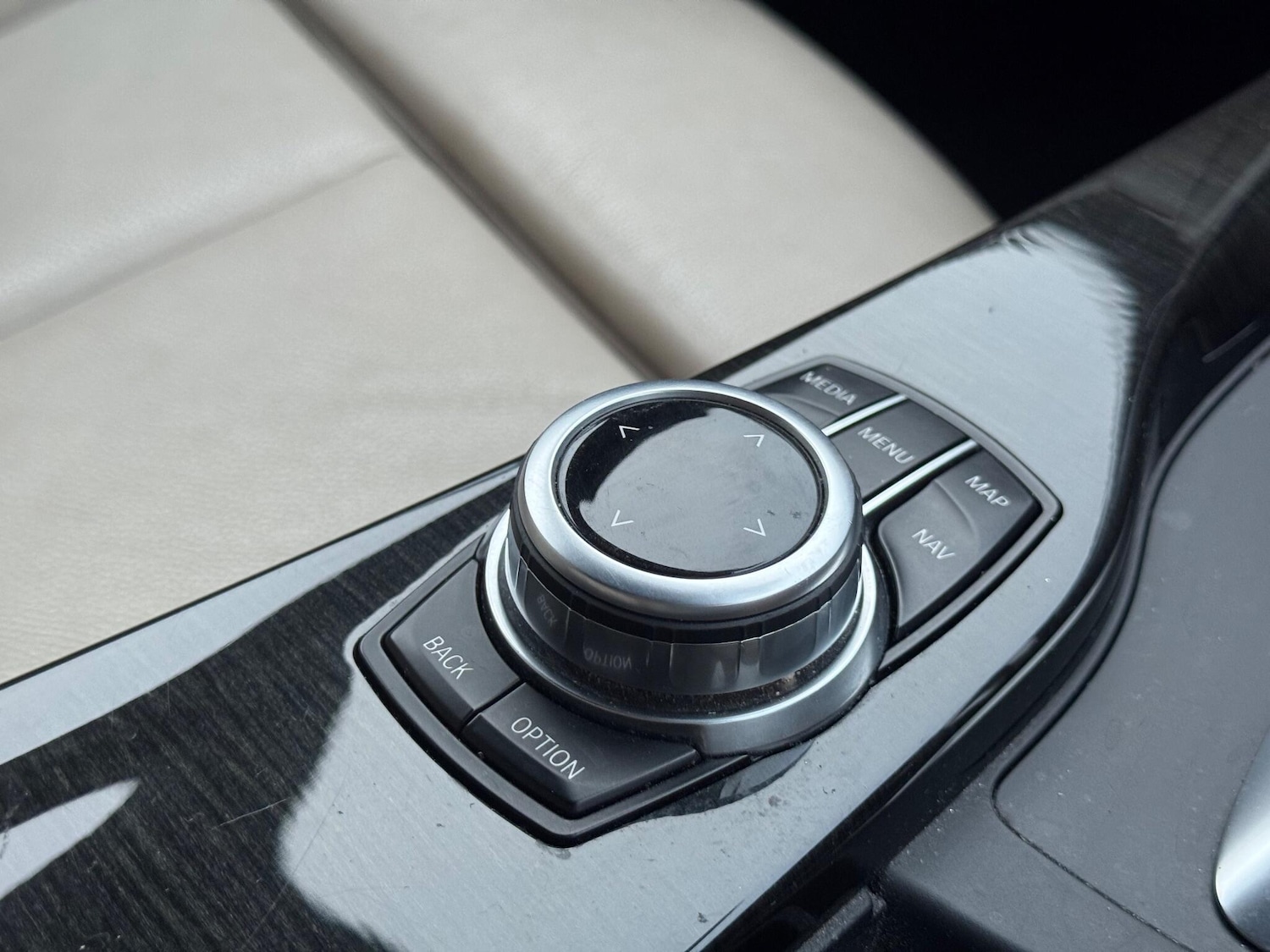 Used BMW 3 Series 2017 for sale - 76549746: Photo 34