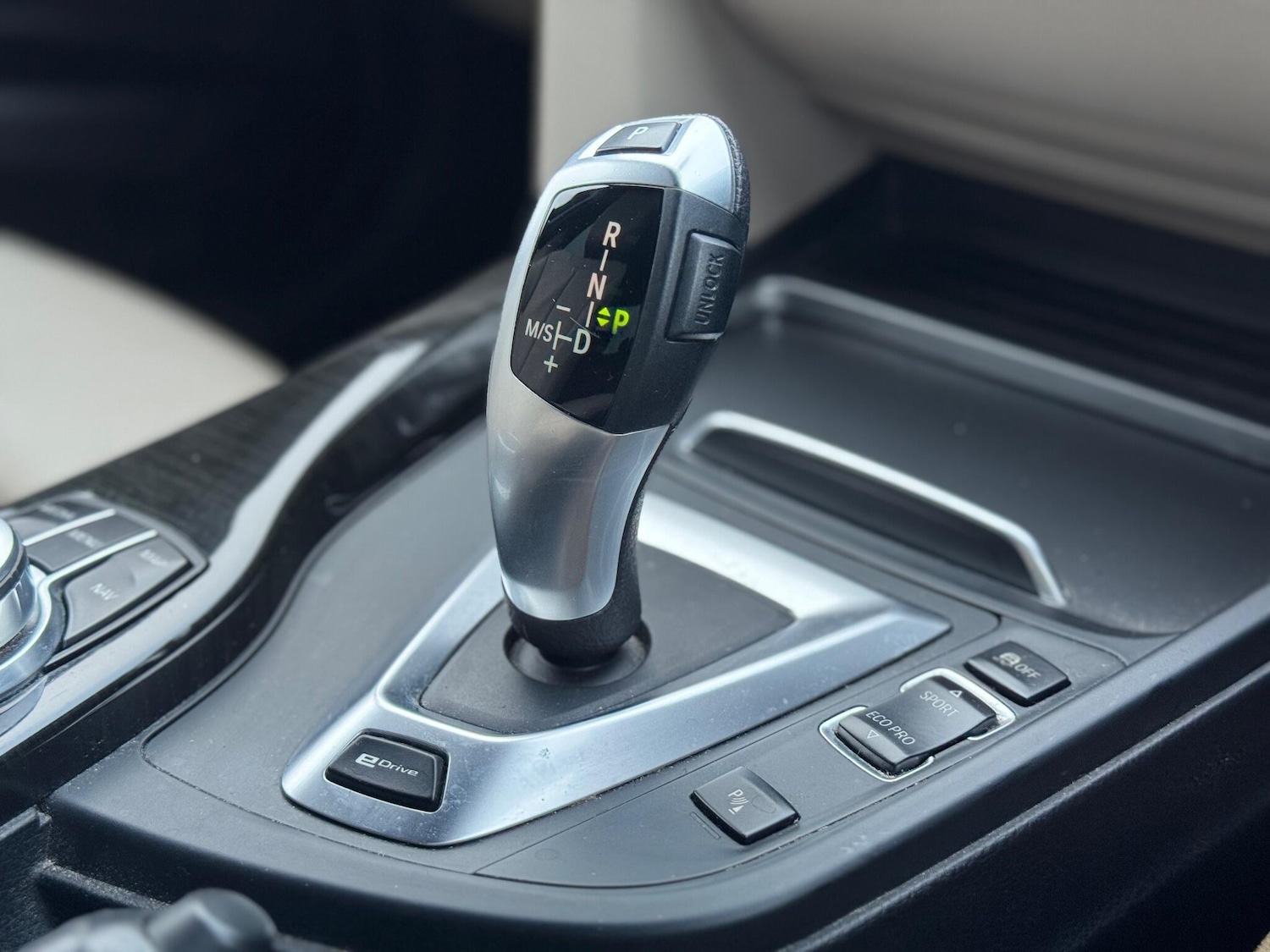 Used BMW 3 Series 2017 for sale - 76549746: Photo 36