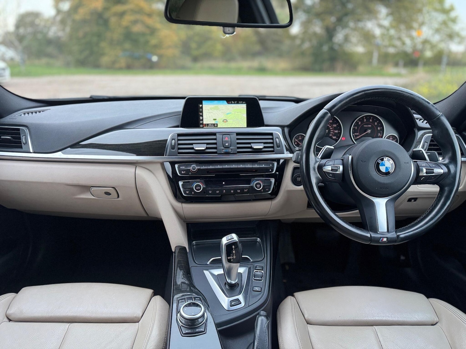 Used BMW 3 Series 2017 for sale - 76549746: Photo 43