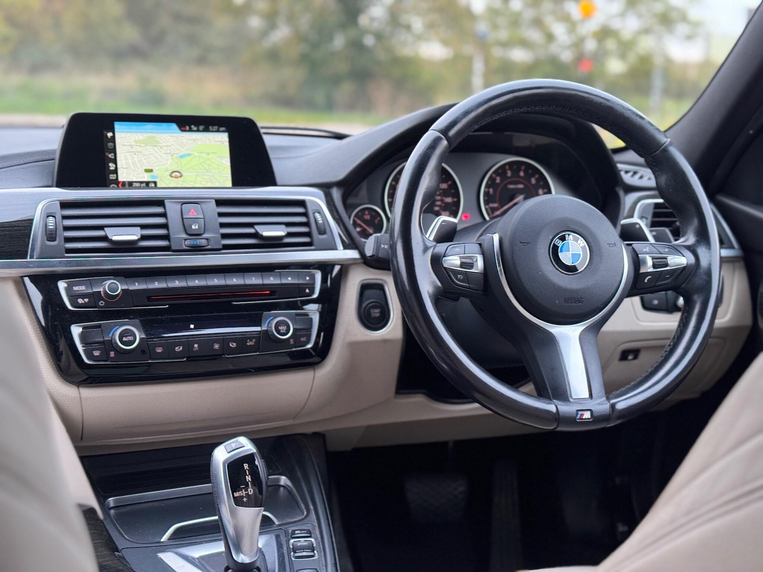 Used BMW 3 Series 2017 for sale - 76549746: Photo 44