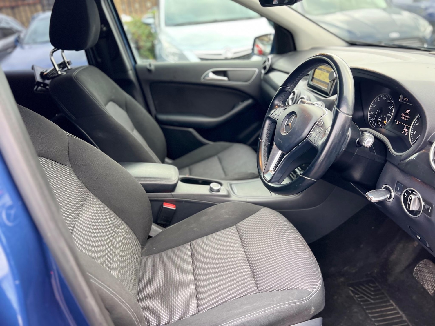 Used Mercedes-Benz B Class 2012 for sale - 76549401: Photo 15