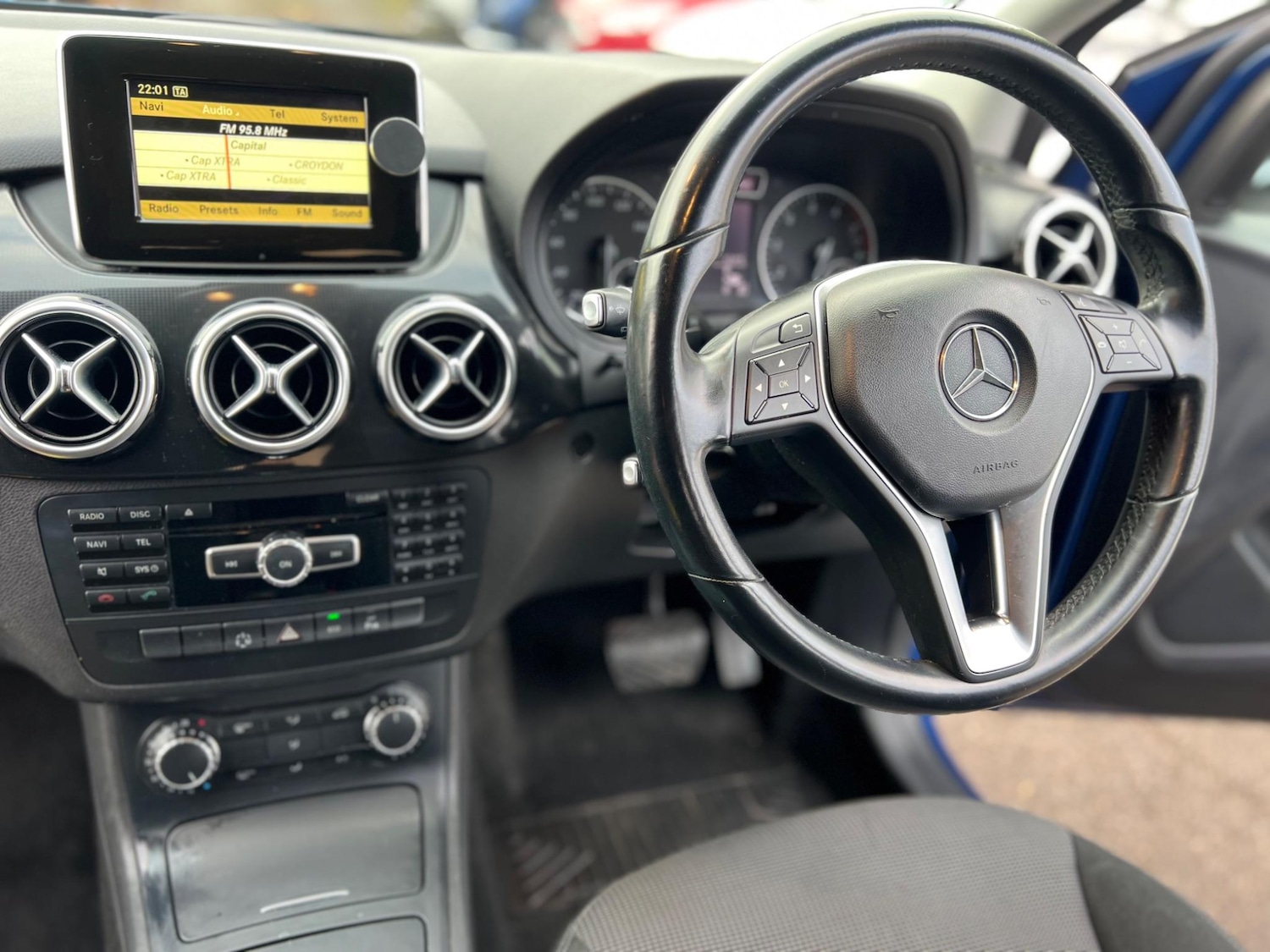 Used Mercedes-Benz B Class 2012 for sale - 76549401: Photo 26