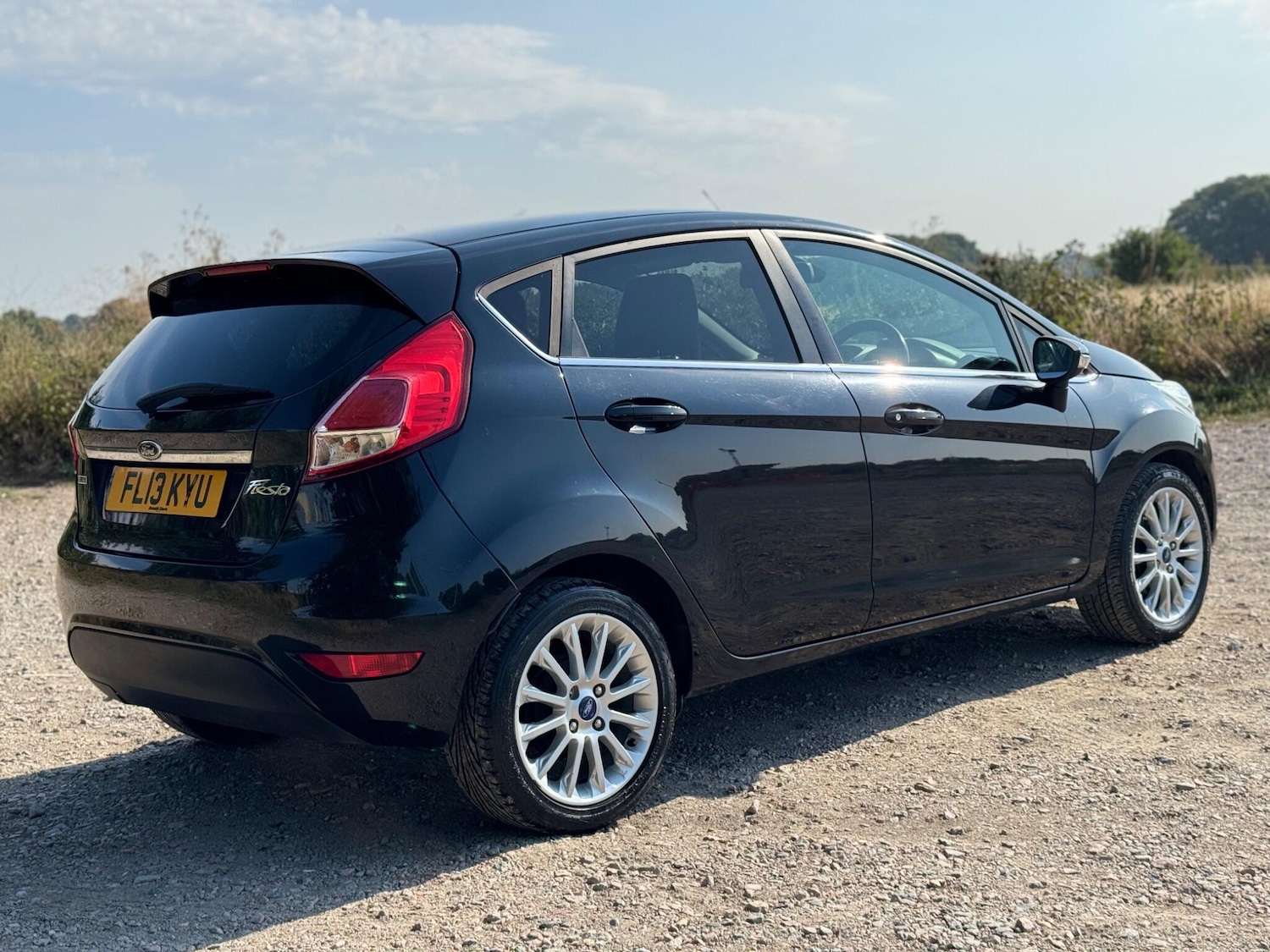 Used Ford Fiesta 2013 for sale - 76549679: Photo 12