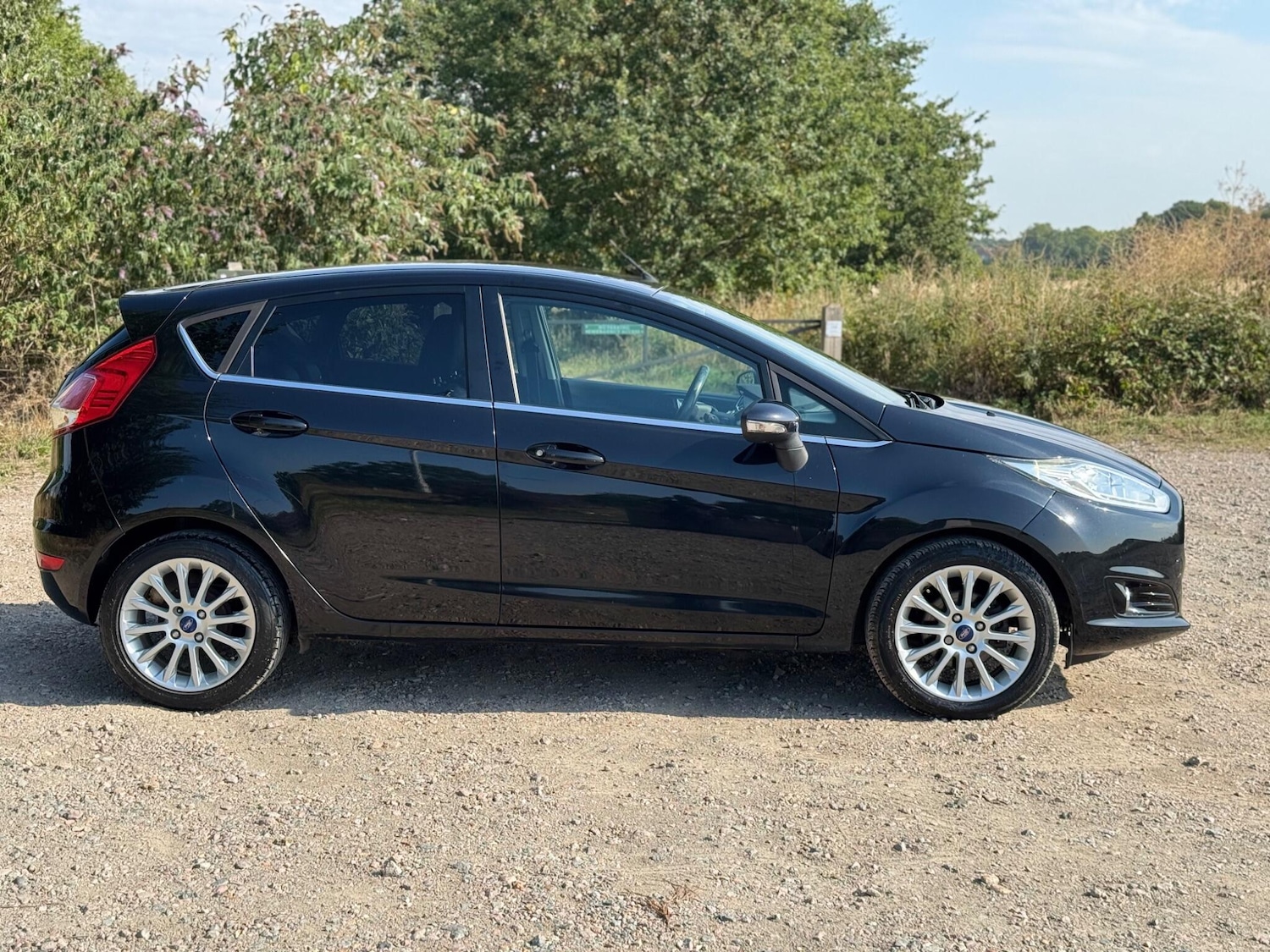 Used Ford Fiesta 2013 for sale - 76549679: Photo 15