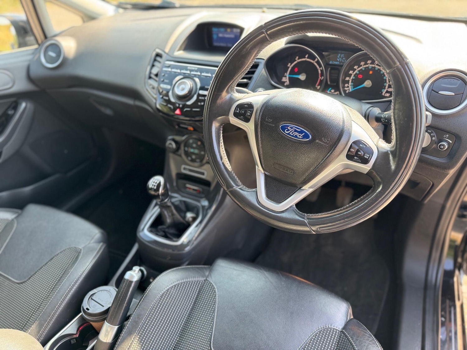 Used Ford Fiesta 2013 for sale - 76549679: Photo 16