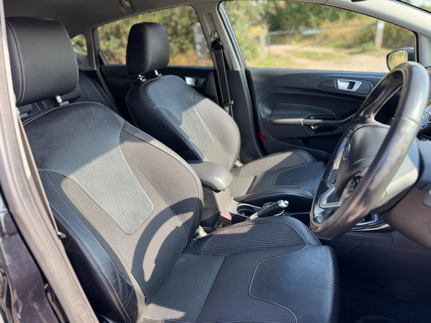 Used Ford Fiesta 2013 for sale - 76549679: Photo 17