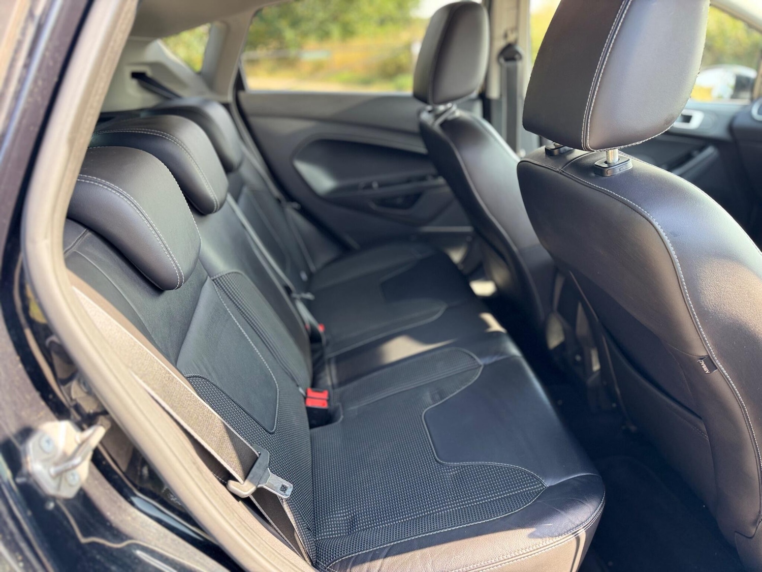 Used Ford Fiesta 2013 for sale - 76549679: Photo 27