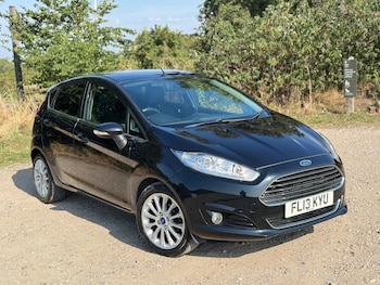 Used Ford Fiesta 2013 for sale - 76549679: Photo