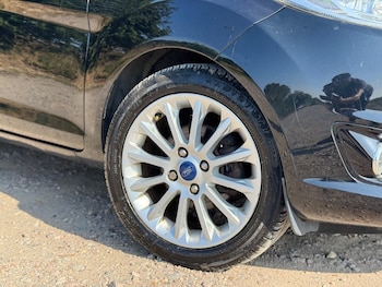 Used Ford Fiesta 2013 for sale - 76549679: Photo