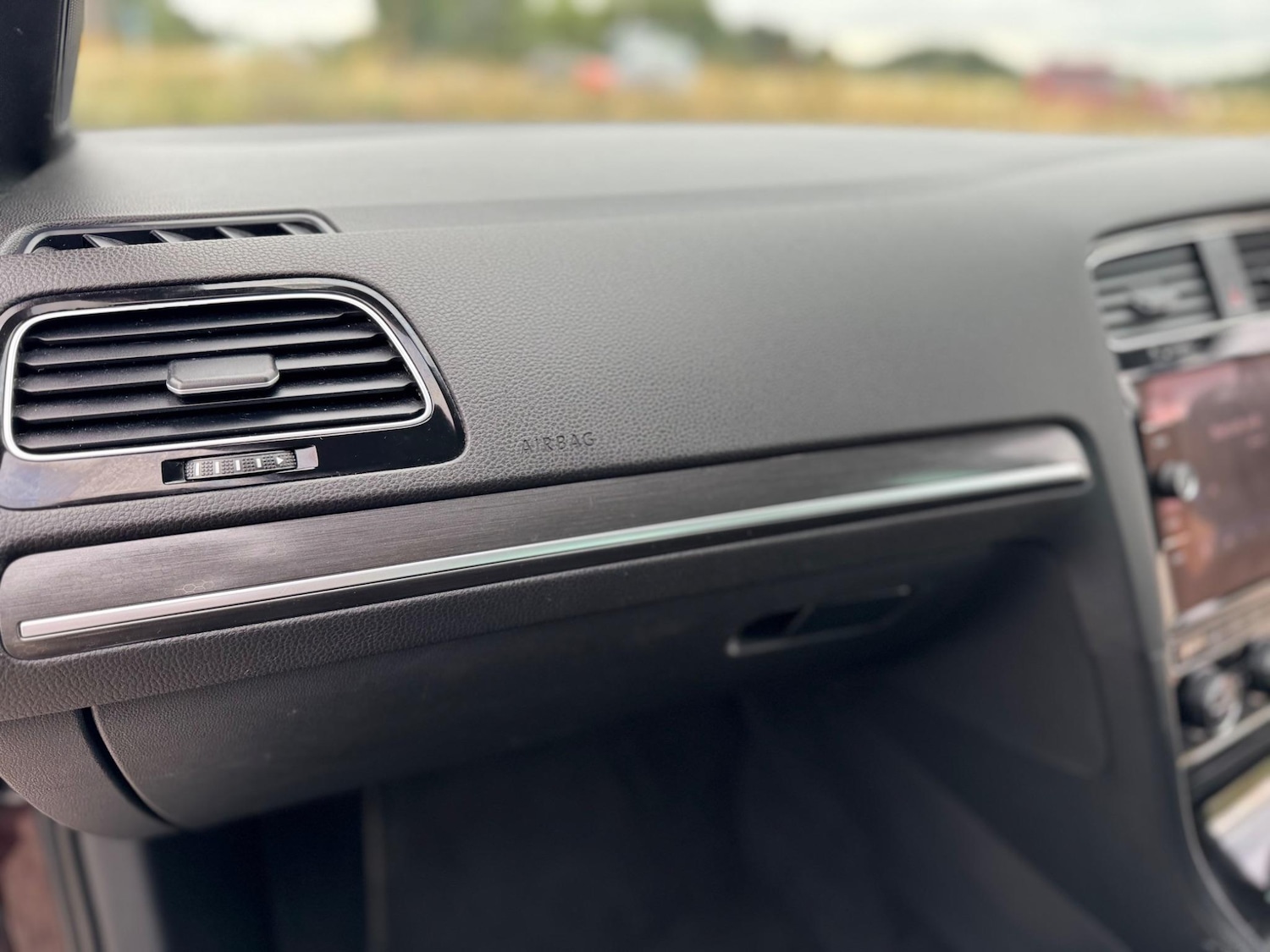 Used Volkswagen Golf 2017 for sale - 76550559: Photo 42