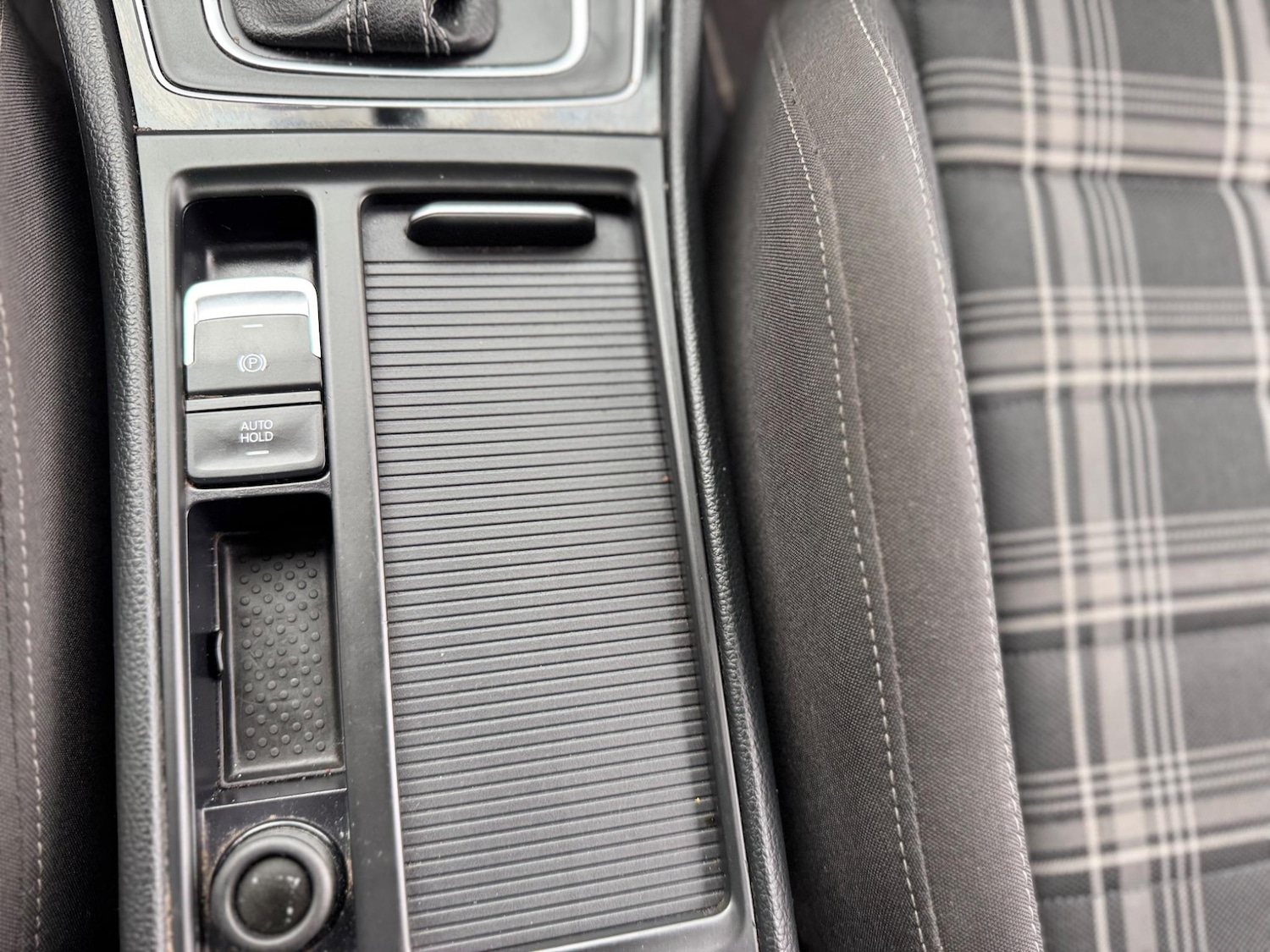 Used Volkswagen Golf 2017 for sale - 76550559: Photo 44