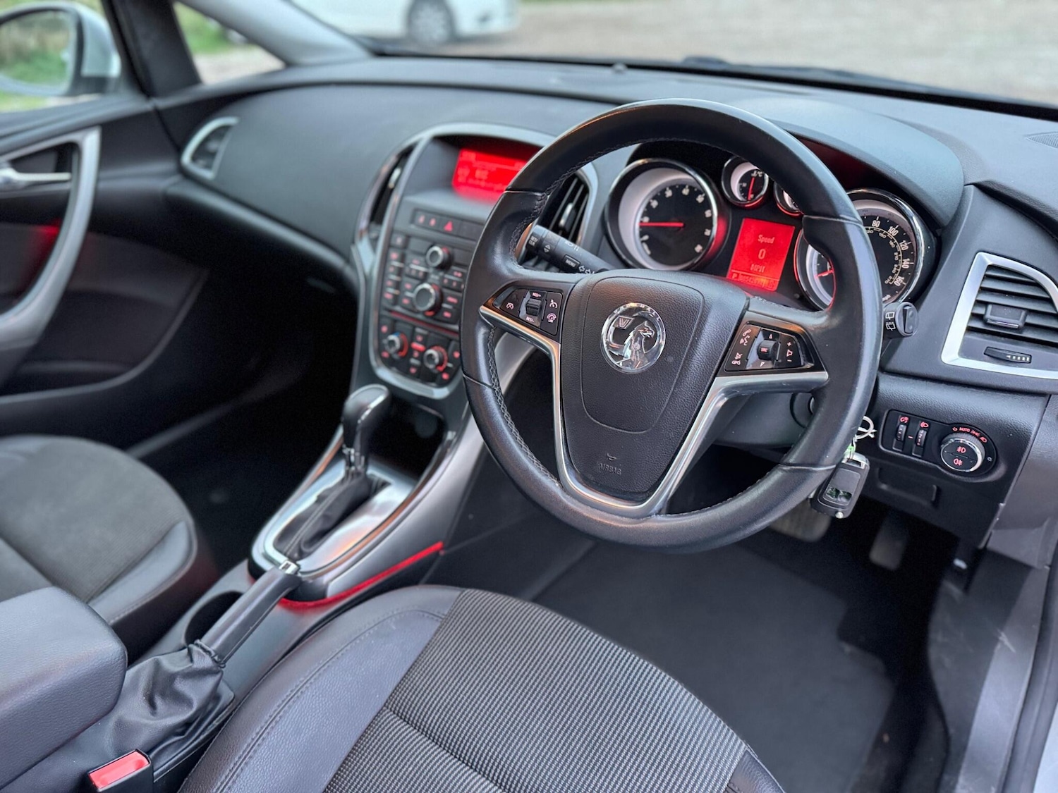 Used Vauxhall Astra 2013 for sale - 76550098: Photo 16