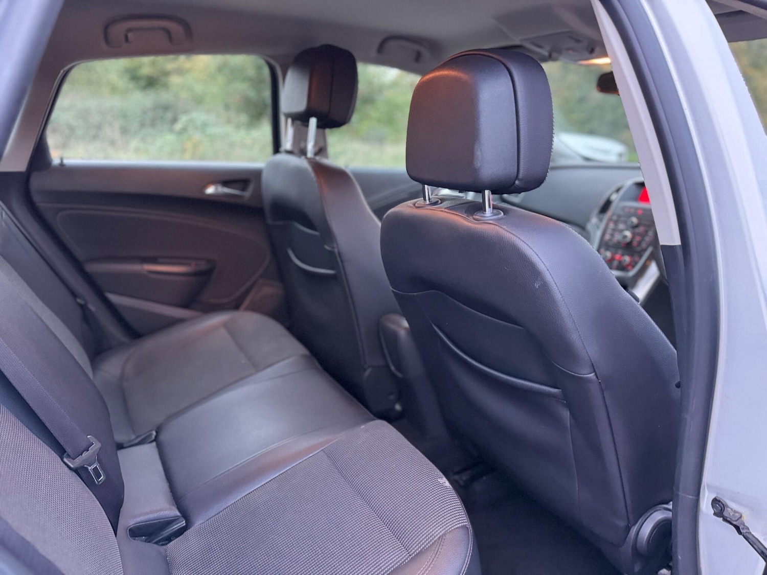 Used Vauxhall Astra 2013 for sale - 76550098: Photo 25