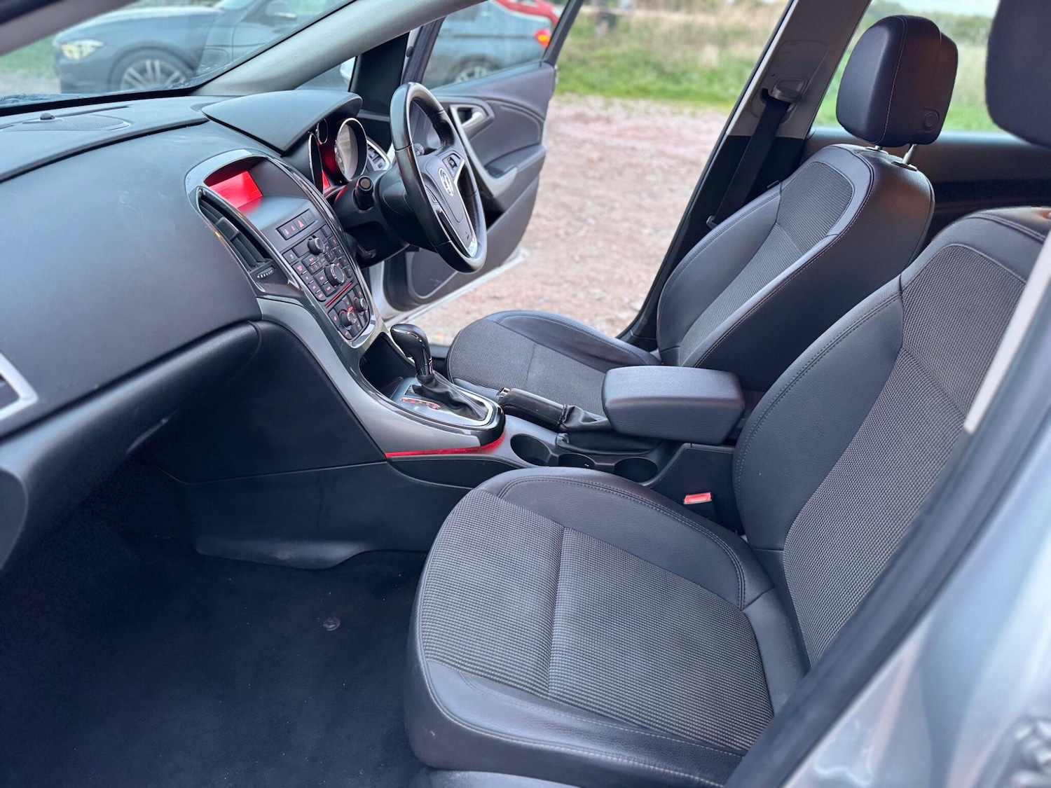 Used Vauxhall Astra 2013 for sale - 76550098: Photo 32