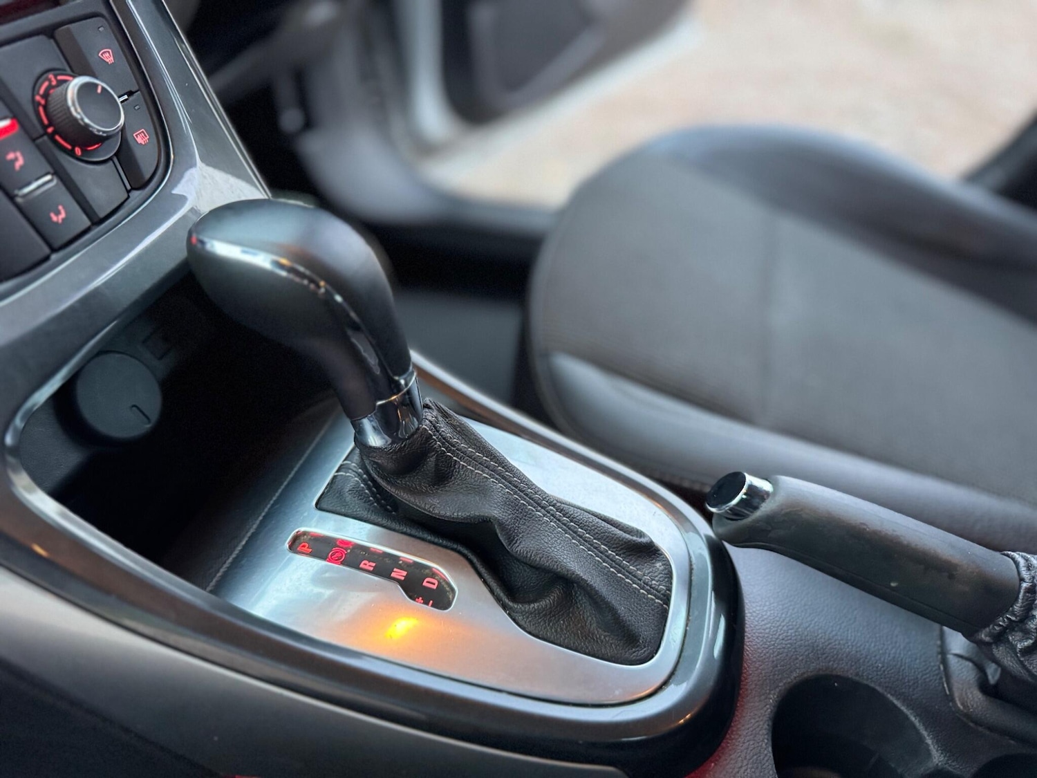 Used Vauxhall Astra 2013 for sale - 76550098: Photo 34