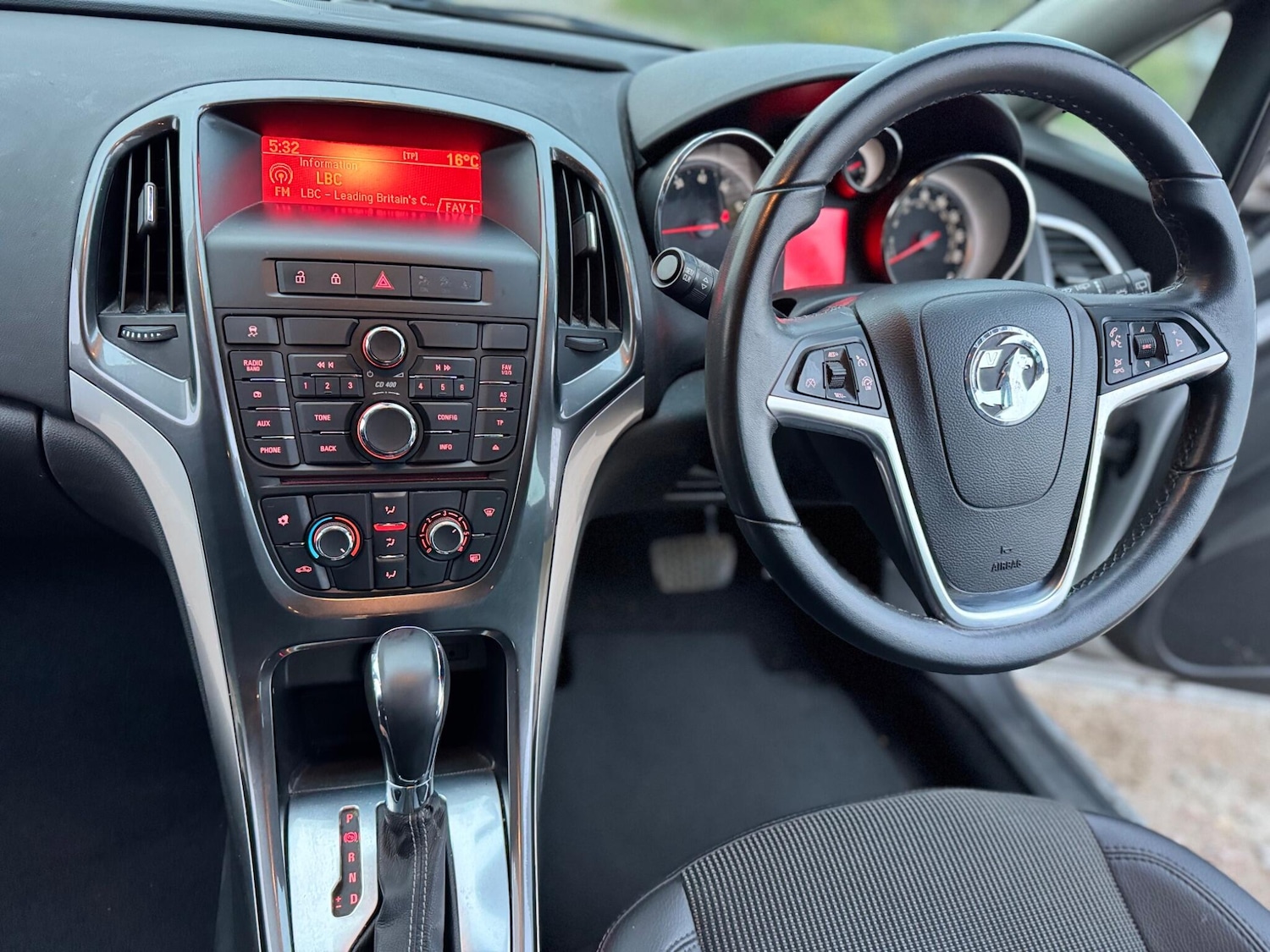 Used Vauxhall Astra 2013 for sale - 76550098: Photo 36