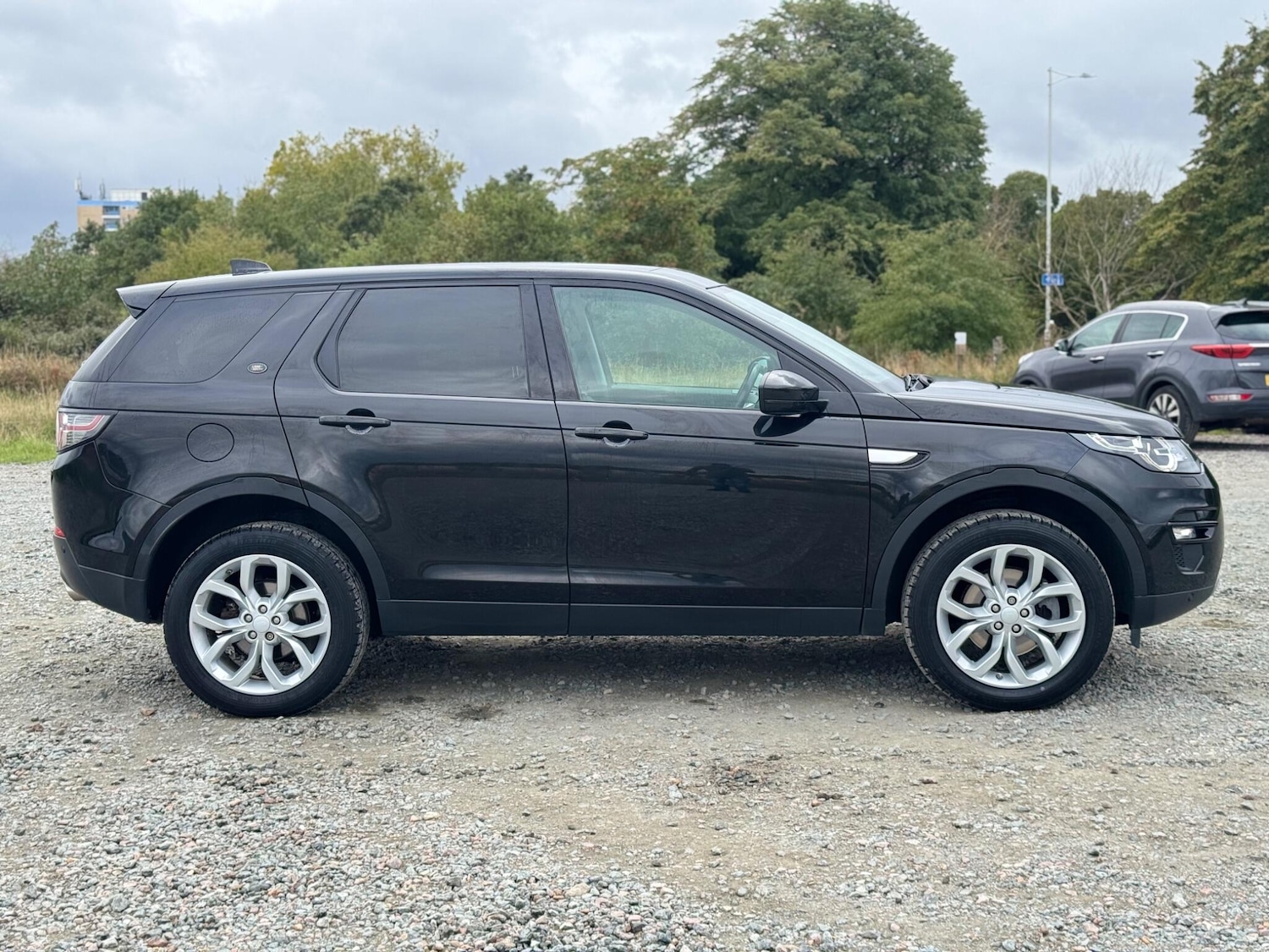 Used Land Rover Discovery Sport 2017 for sale - 76549385: Photo 18