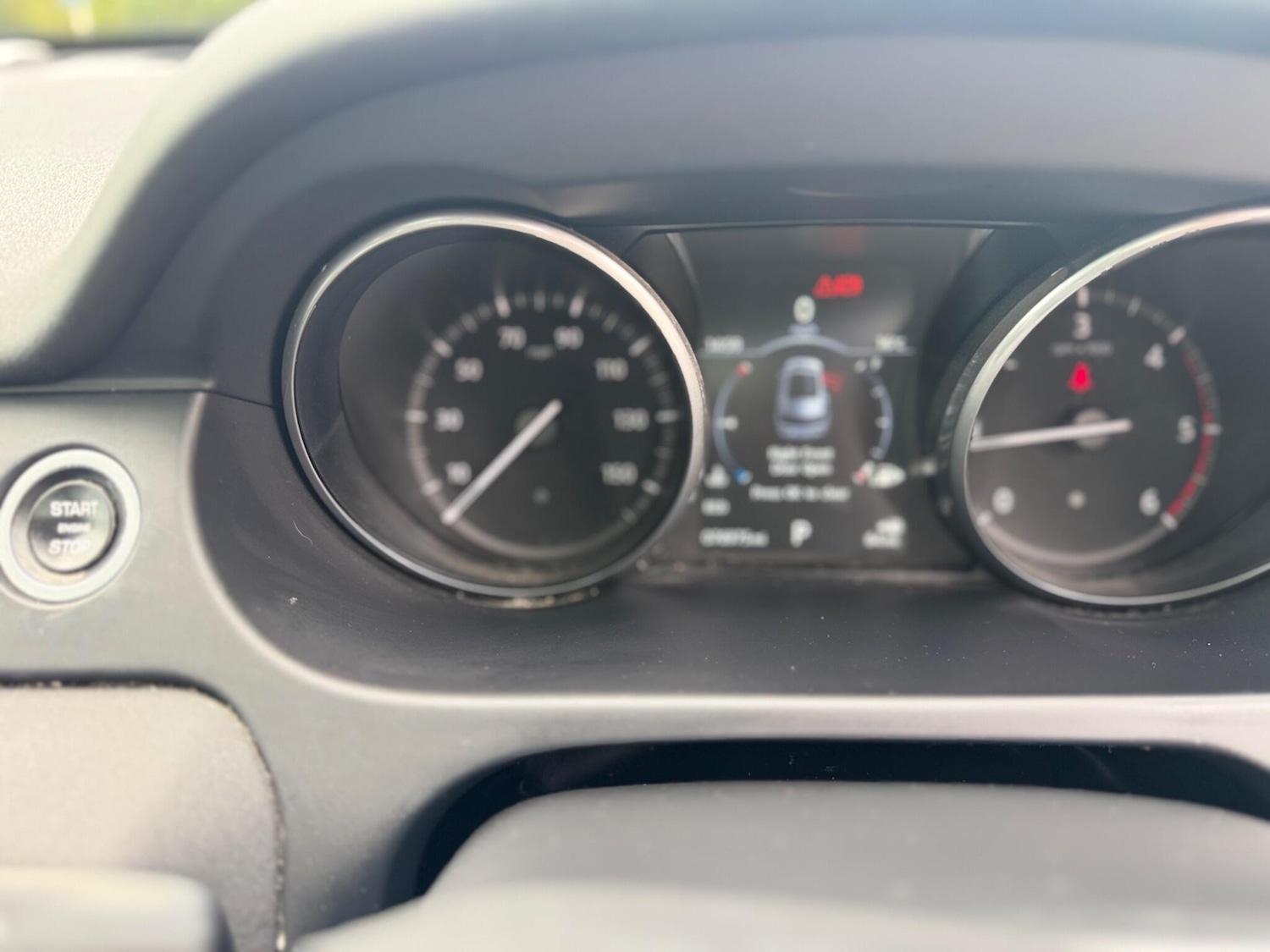 Used Land Rover Discovery Sport 2017 for sale - 76549385: Photo 31