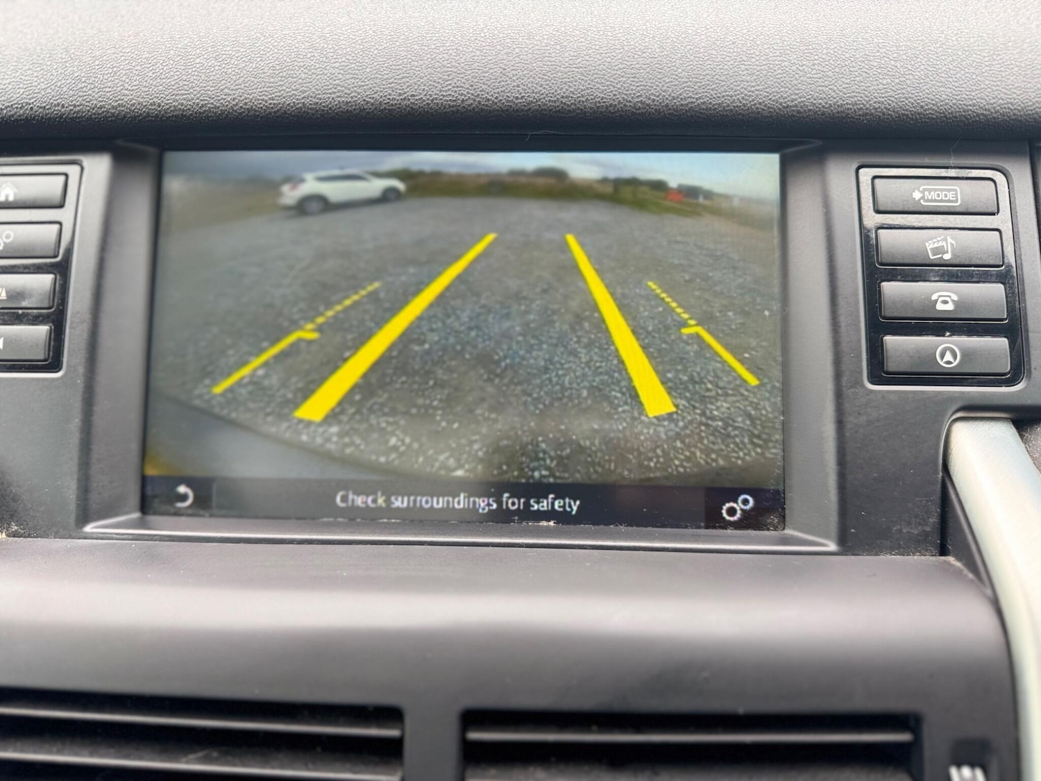 Used Land Rover Discovery Sport 2017 for sale - 76549385: Photo 48