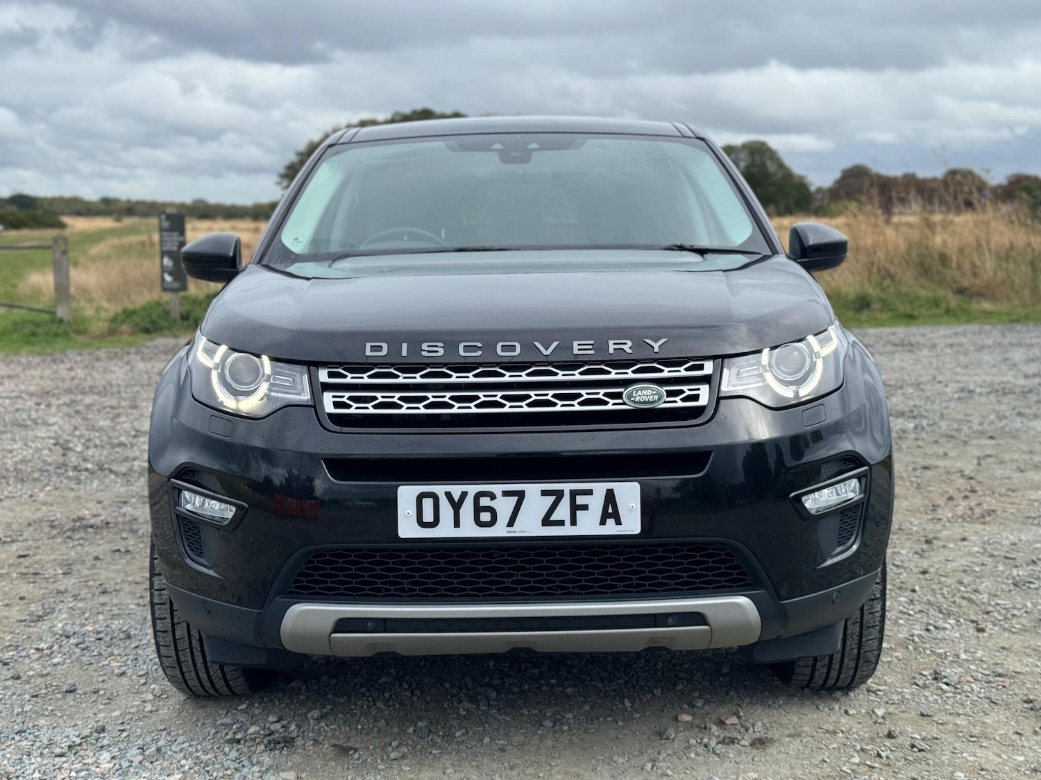 Used Land Rover Discovery Sport 2017 for sale - 76549385: Photo 5
