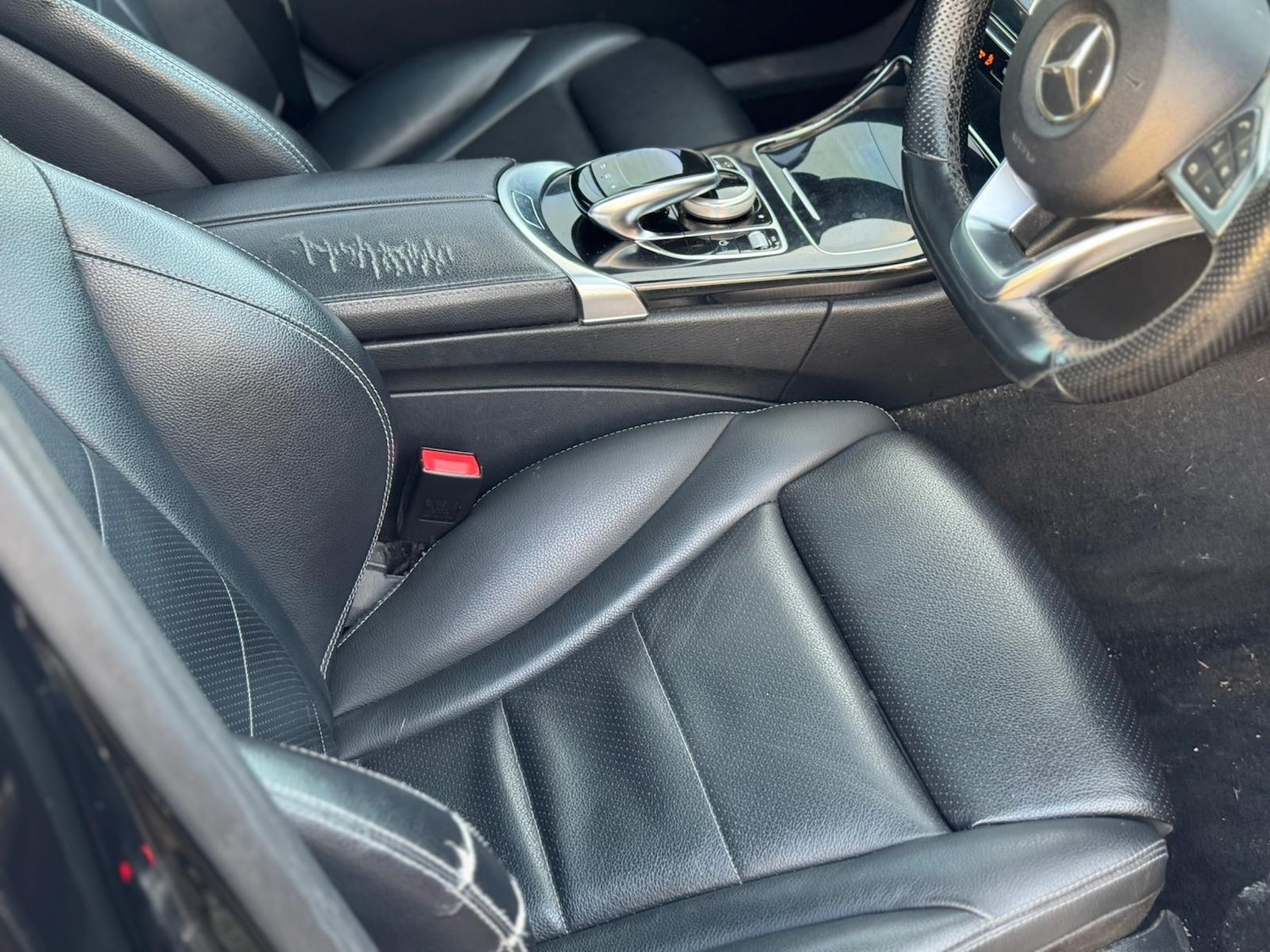 Used Mercedes-Benz C Class 2015 for sale - 76824851: Photo 11