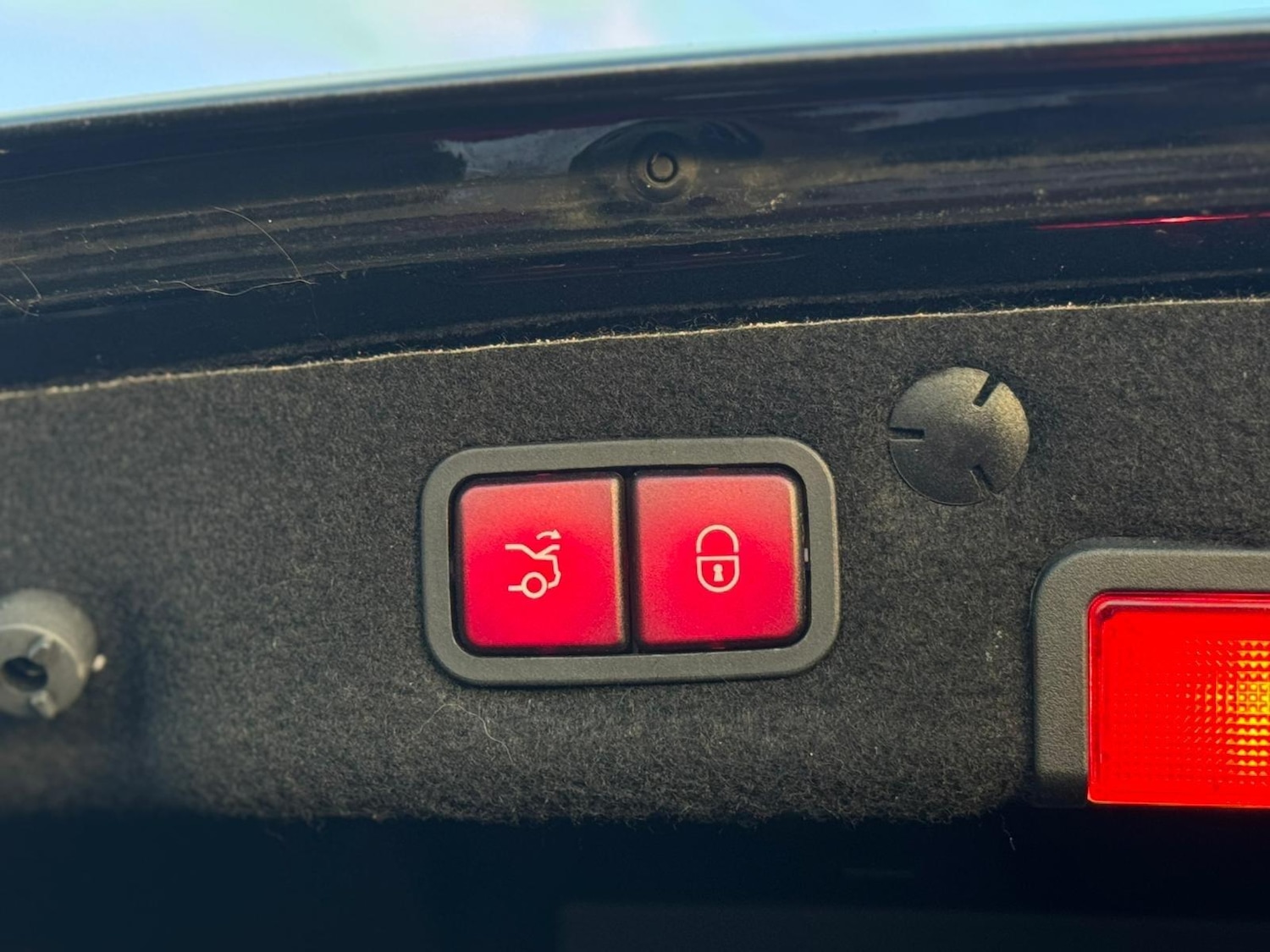 Used Mercedes-Benz C Class 2015 for sale - 76824851: Photo 16