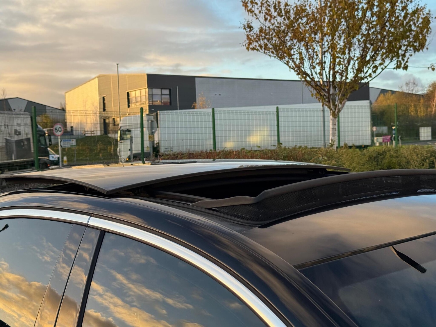 Used Mercedes-Benz C Class 2015 for sale - 76824851: Photo 41