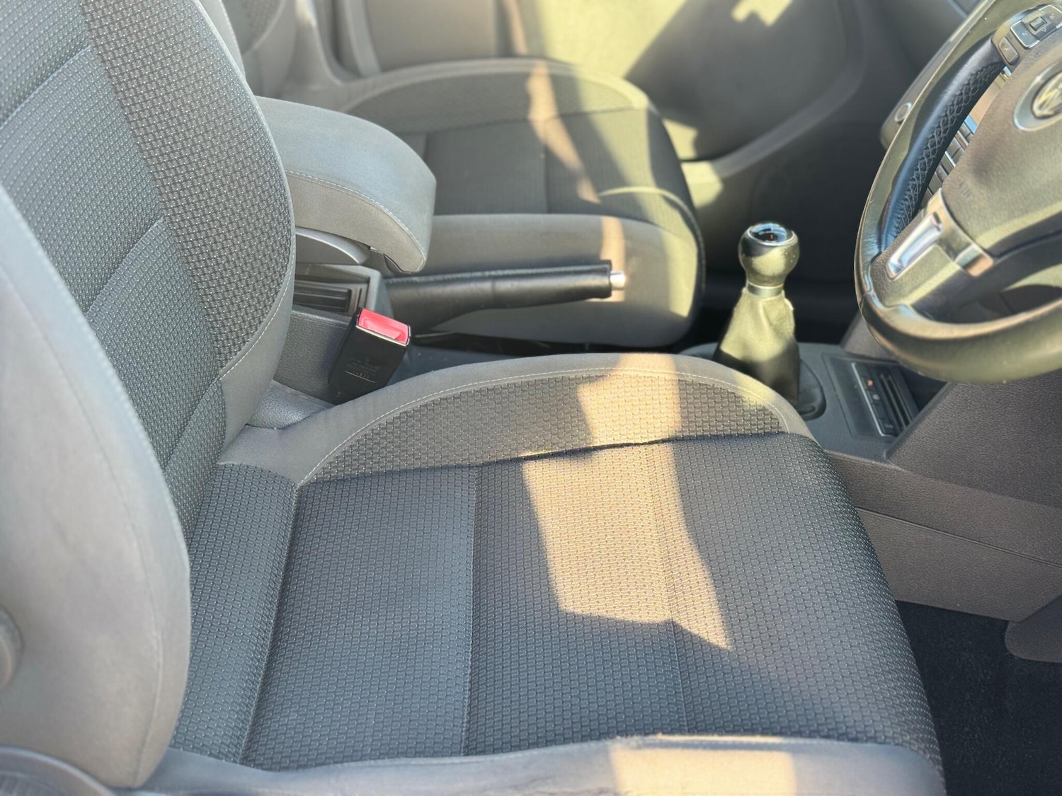 Used Volkswagen Touran 2011 for sale - 76633393: Photo 22