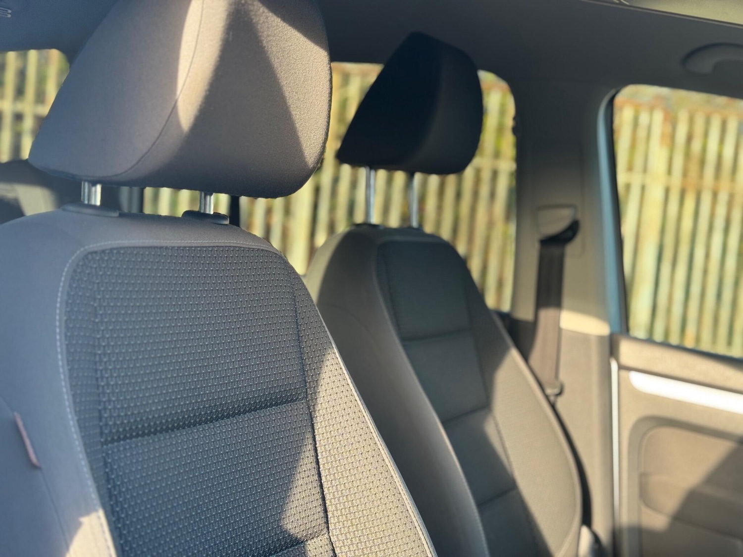 Used Volkswagen Touran 2011 for sale - 76633393: Photo 23