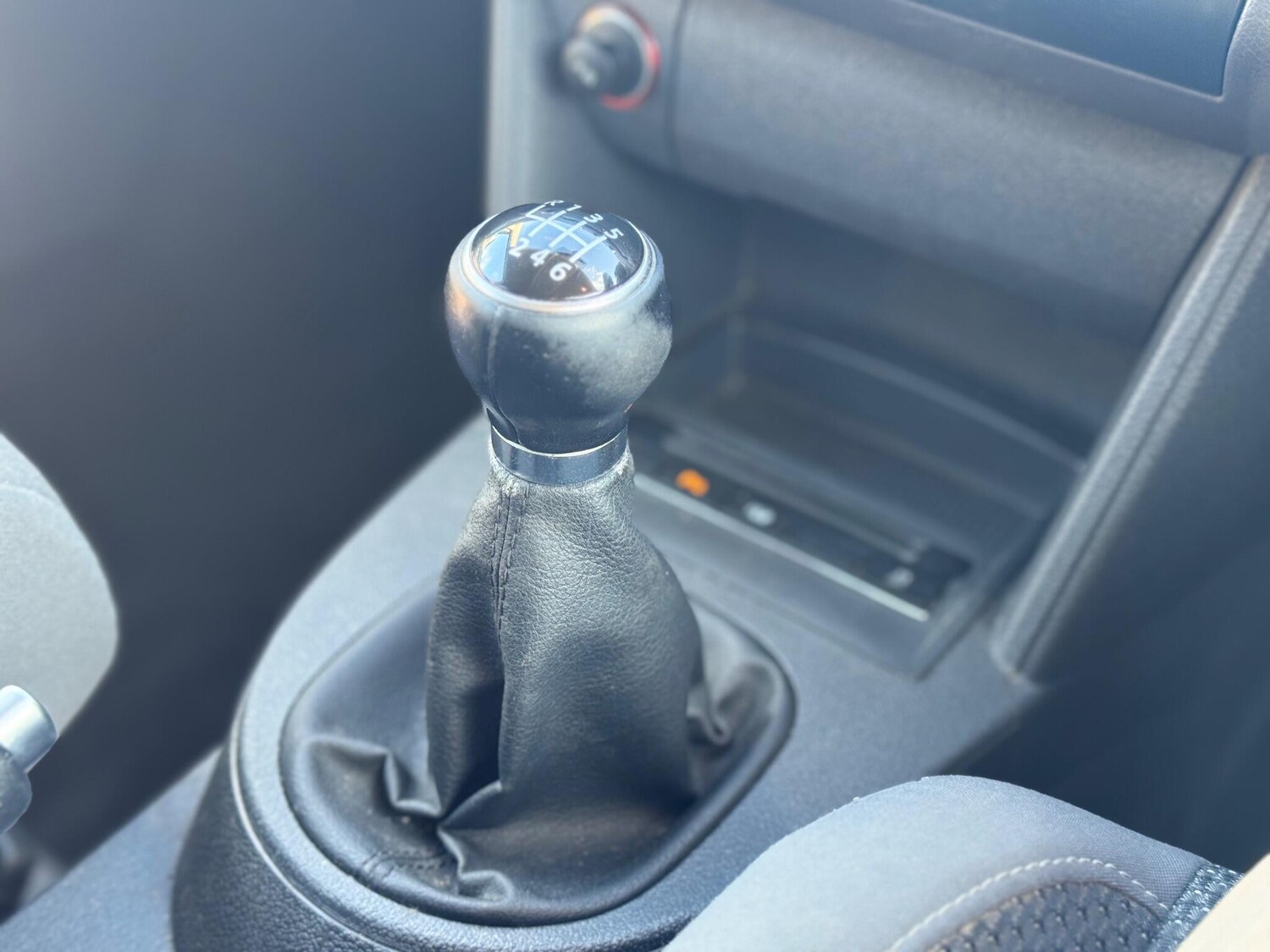 Used Volkswagen Touran 2011 for sale - 76633393: Photo 31