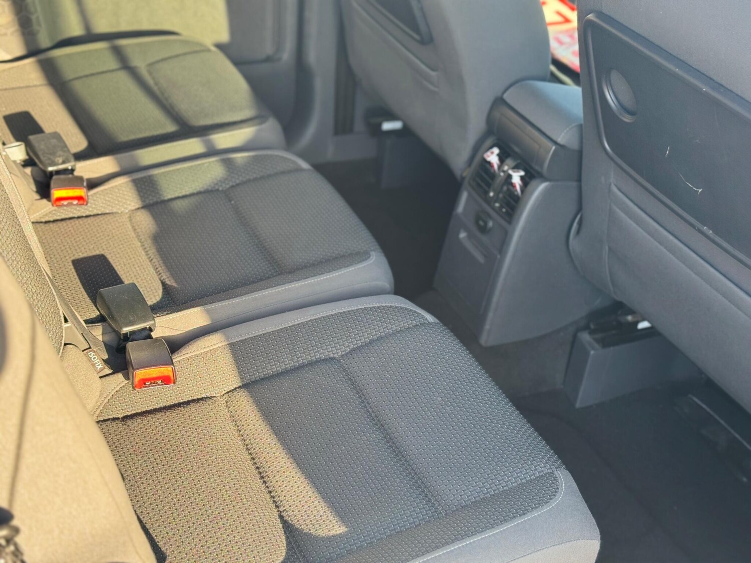 Used Volkswagen Touran 2011 for sale - 76633393: Photo 40