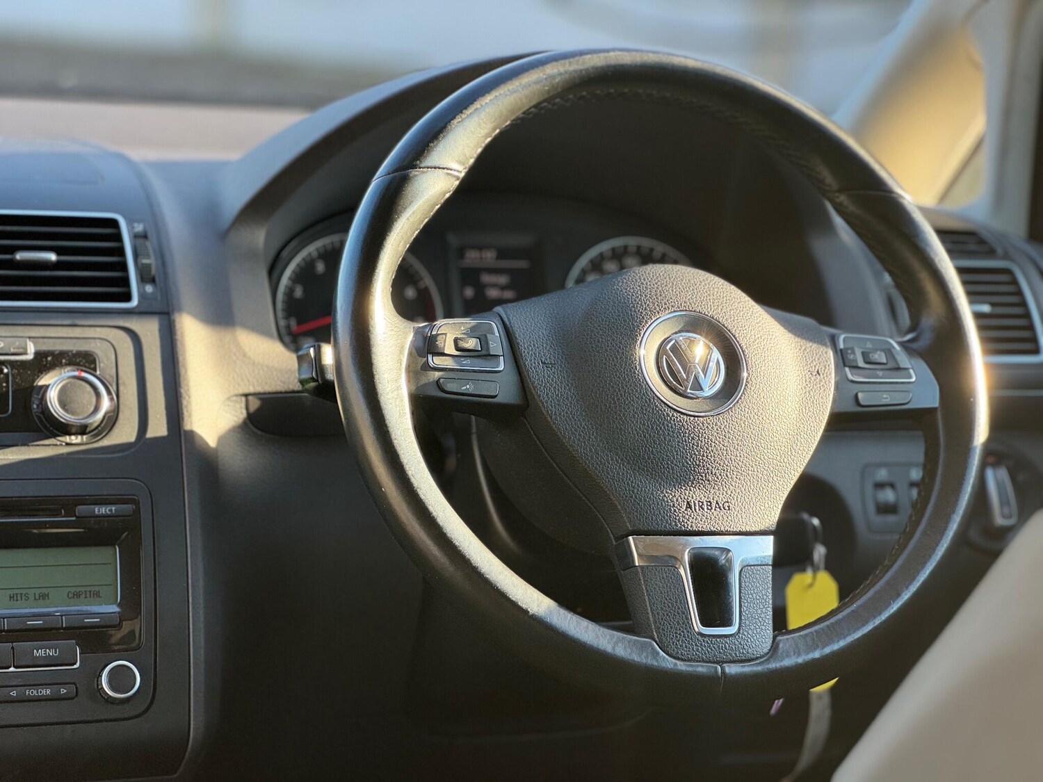 Used Volkswagen Touran 2011 for sale - 76633393: Photo 49