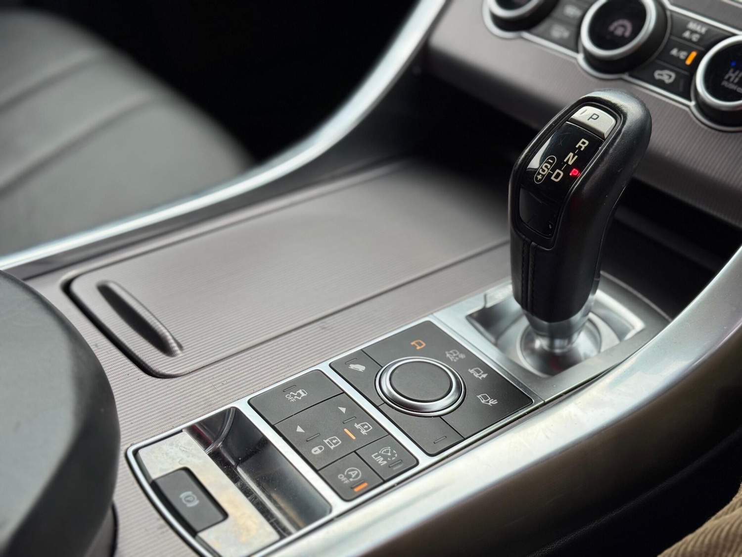 Used Land Rover Range Rover Sport 2017 for sale - 76825005: Photo 10