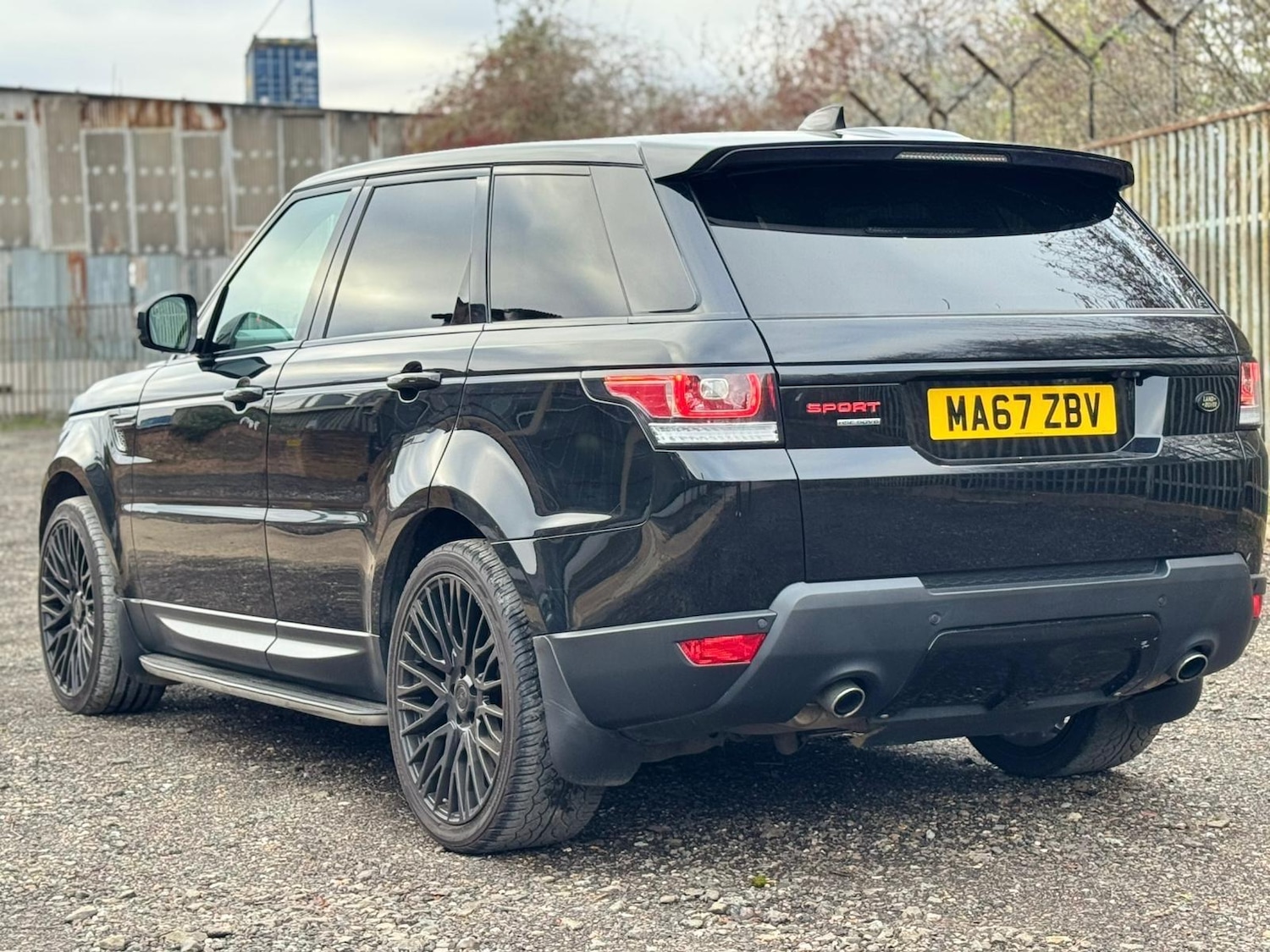 Used Land Rover Range Rover Sport 2017 for sale - 76825005: Photo 4