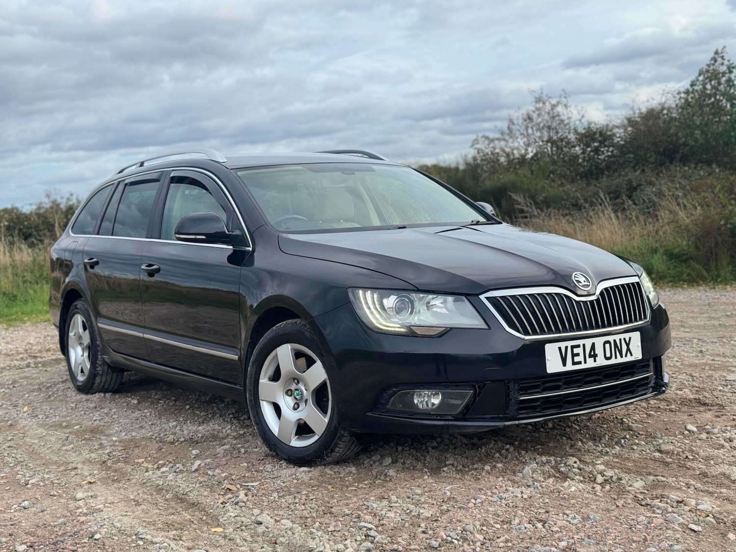 Used Skoda Superb 2014 for sale - 76550433: Photo 1