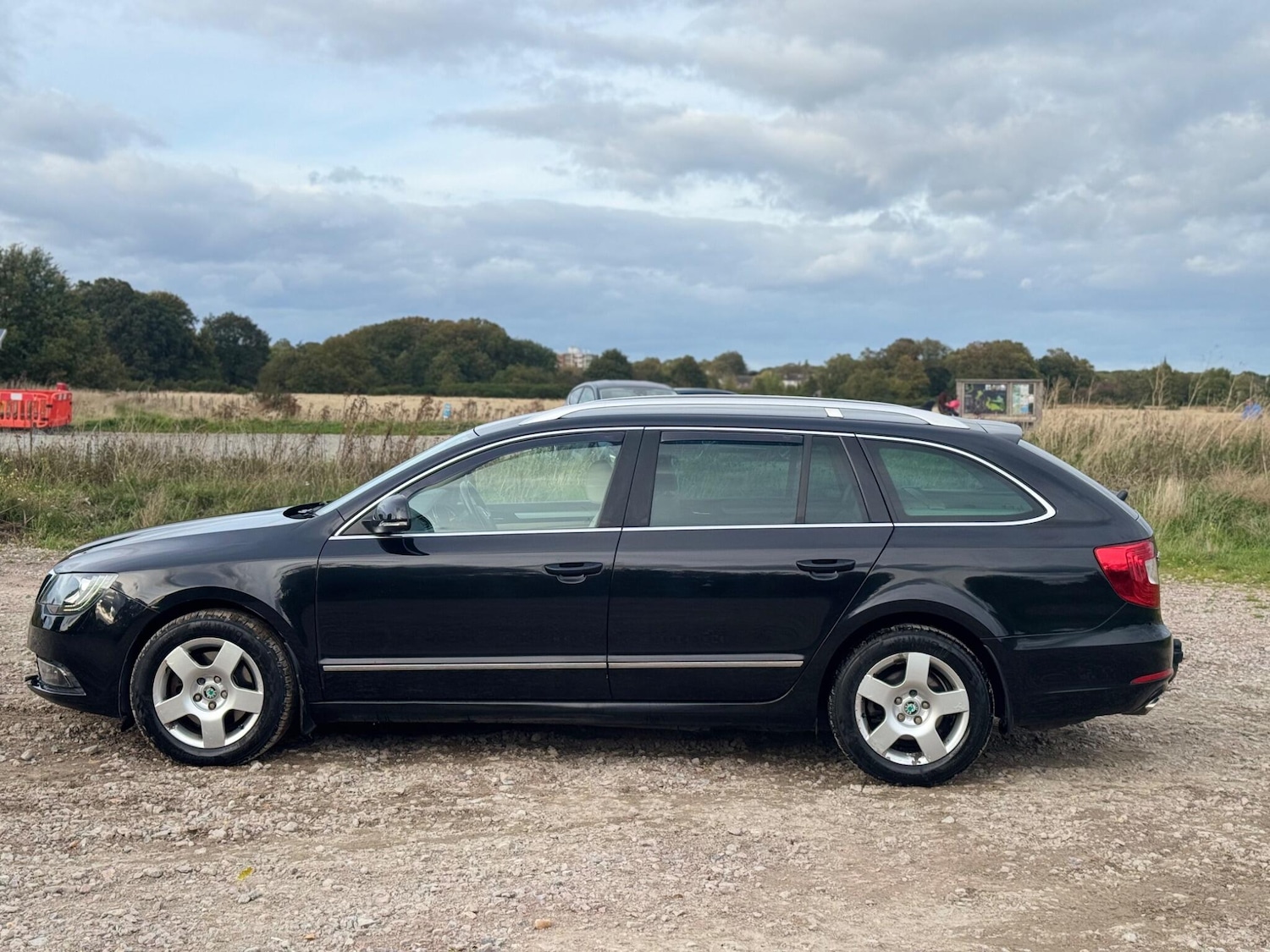 Used Skoda Superb 2014 for sale - 76550433: Photo 10