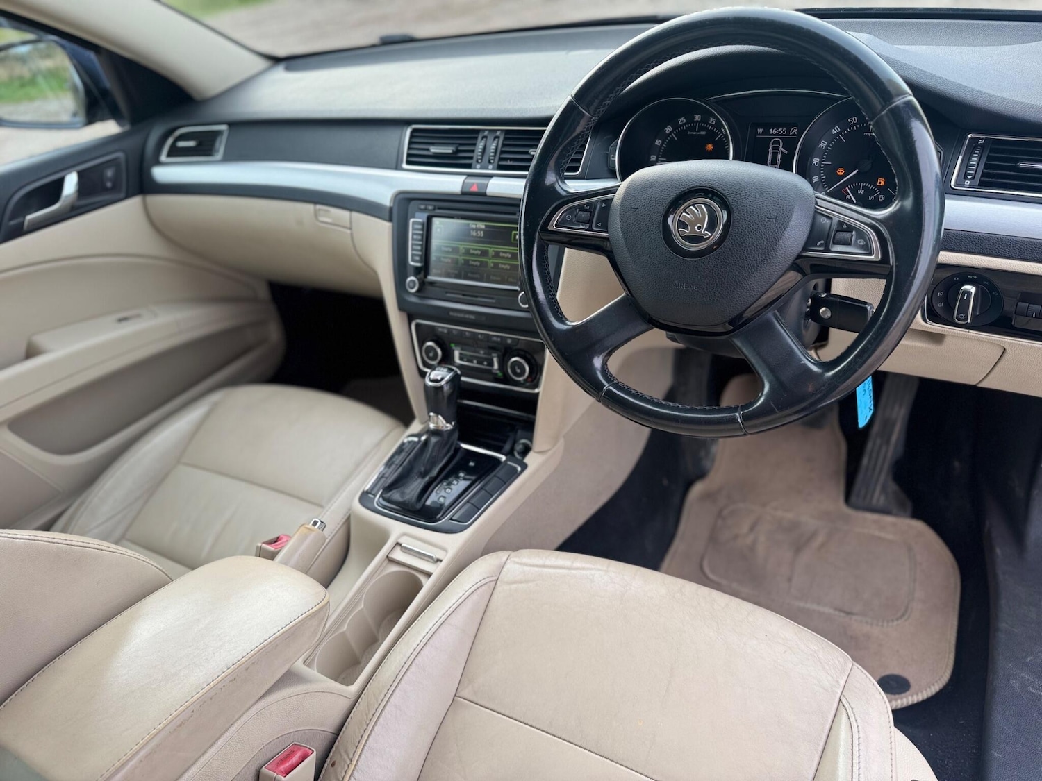 Used Skoda Superb 2014 for sale - 76550433: Photo 29