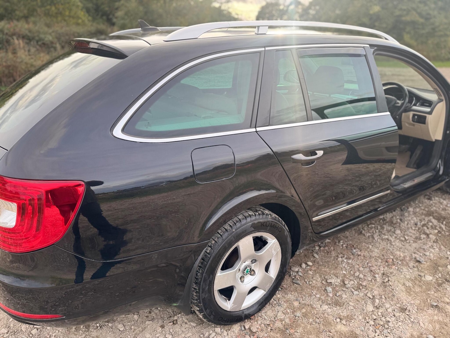 Used Skoda Superb 2014 for sale - 76550433: Photo 41