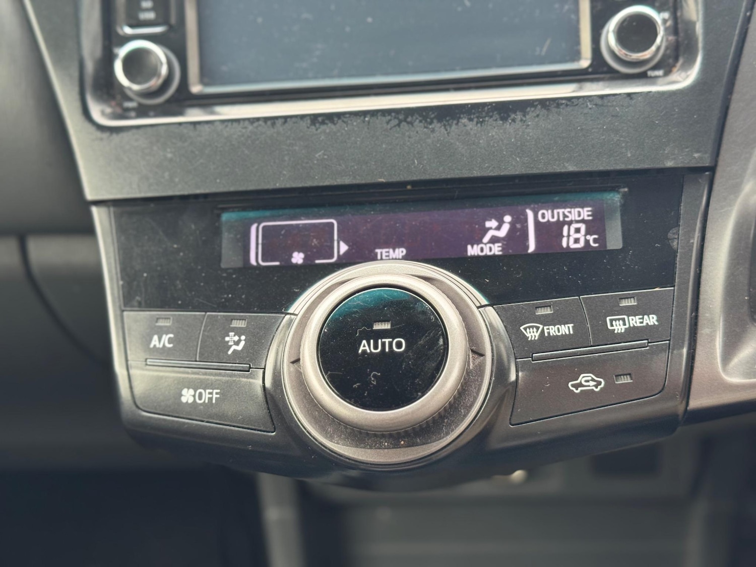 Used Toyota Prius 2019 for sale - 76990477: Photo 28